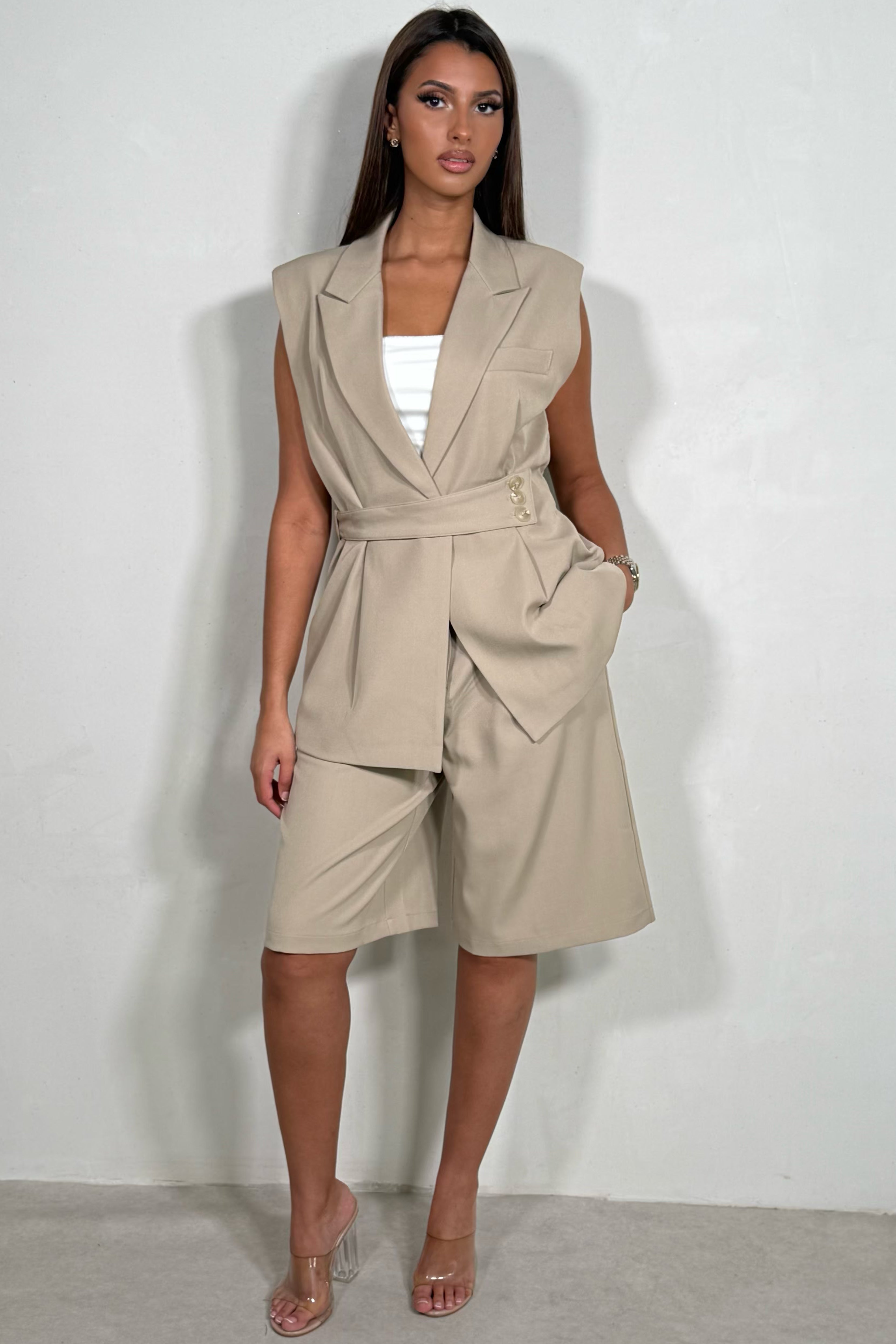 Blazer Sans Manches Ceinturé Rouge Femme