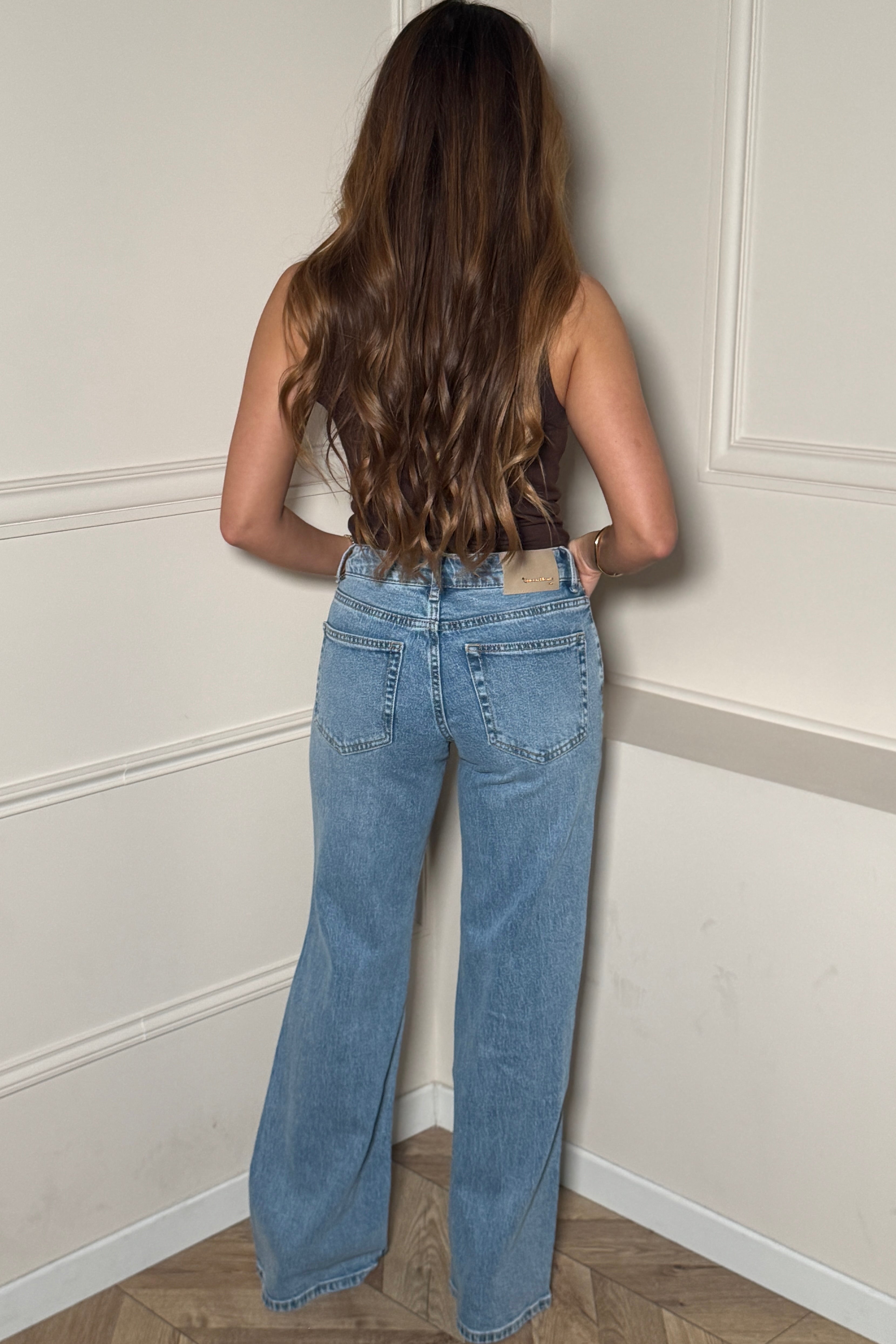 Jean Coupe Droite Destroy Femme - Denim Authentique