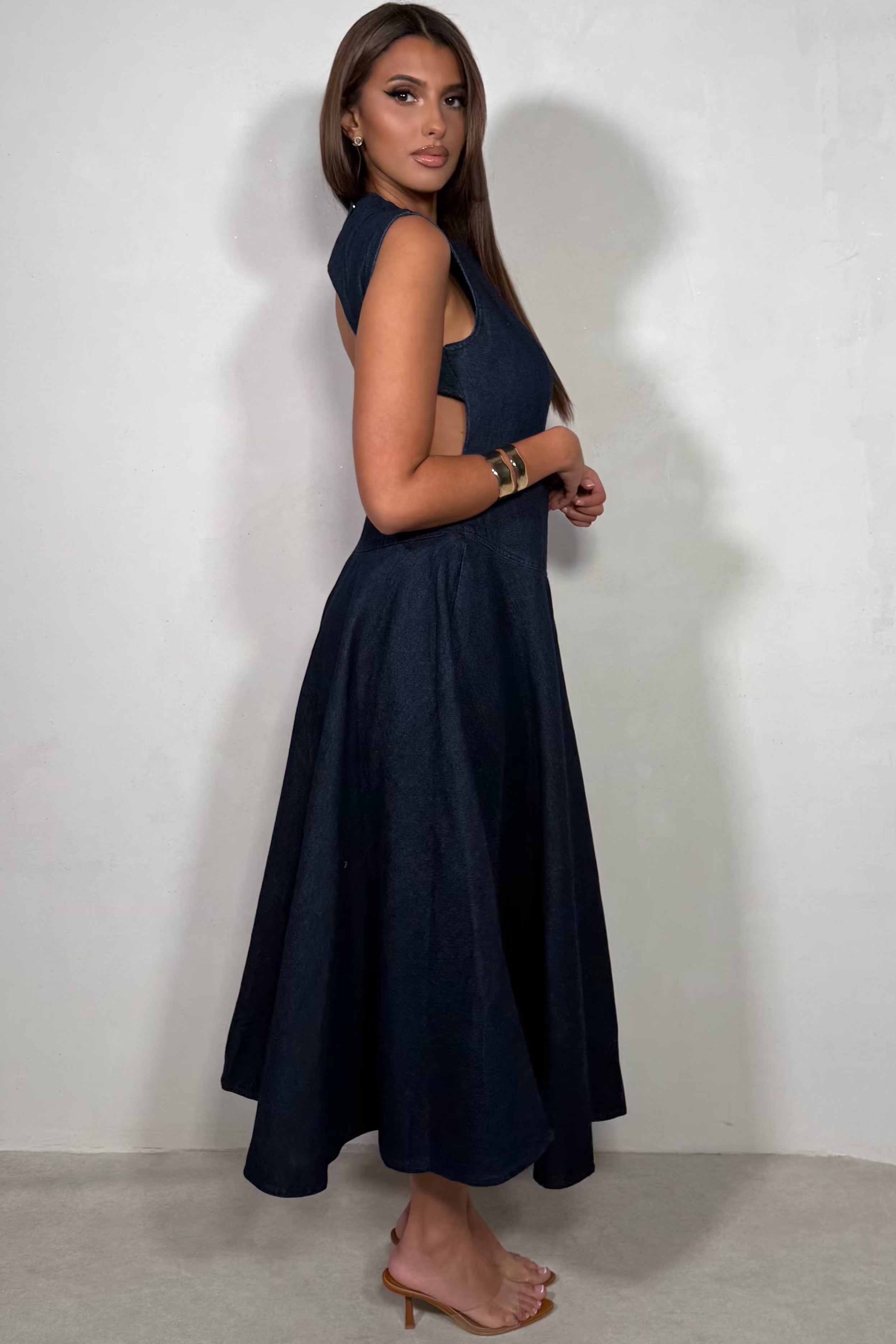 Robe Jean Longue Évasée Dos Nu Plongeant Bleu Brut