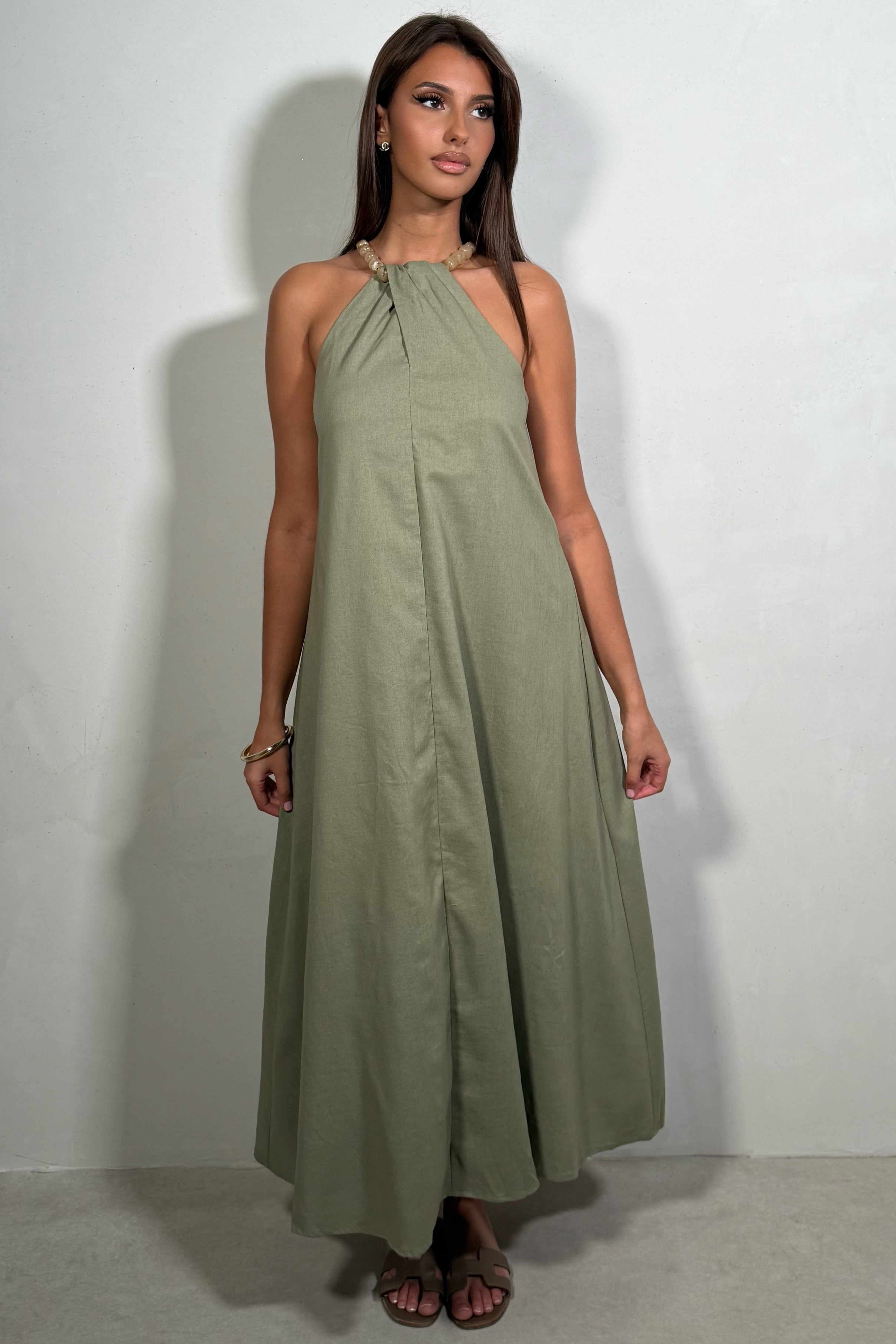 Robe Femme Longue Avec Collier Perles Chic