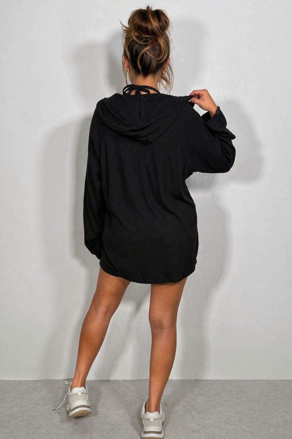 Ensemble 3 pièces top pull et shorty femme