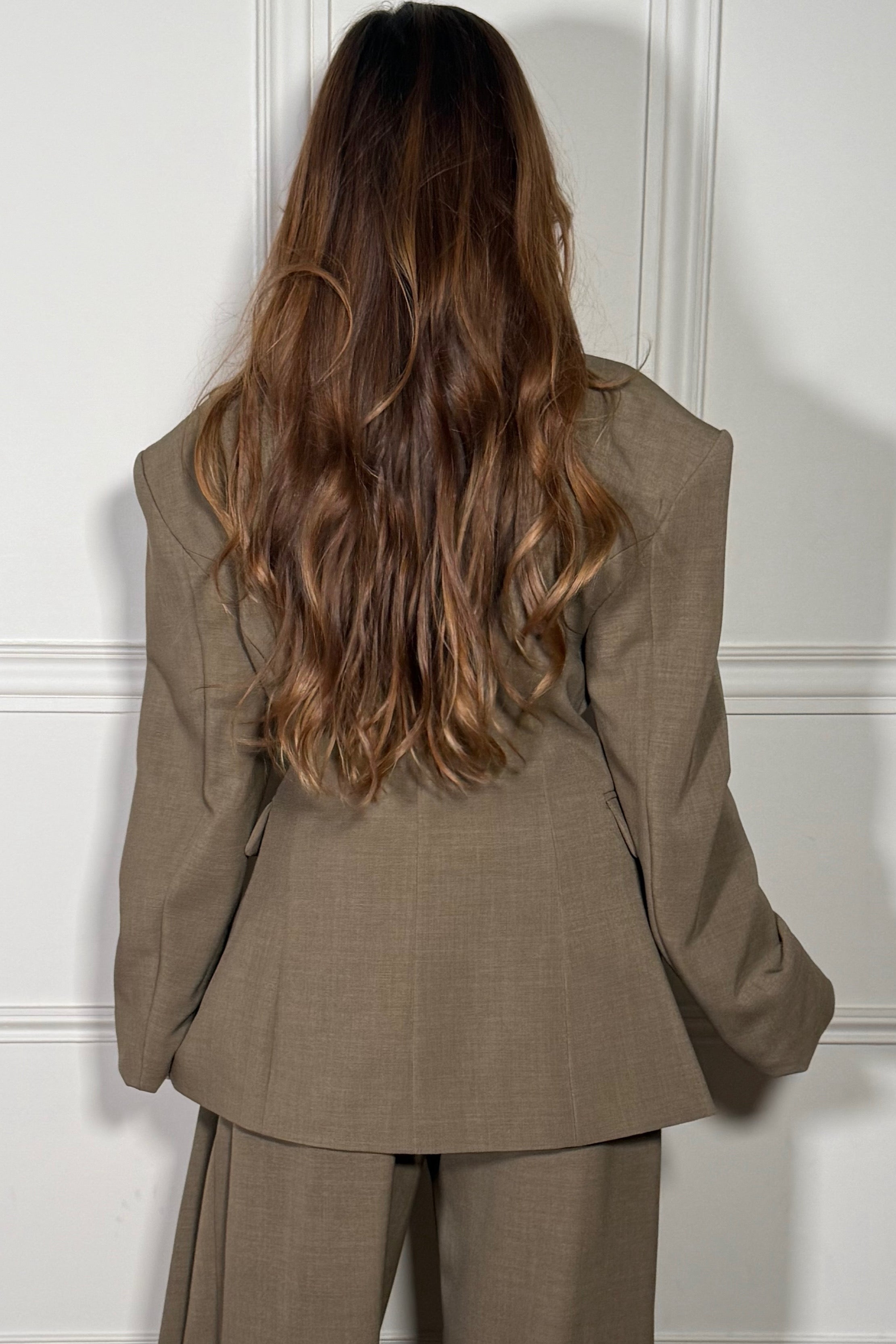 Blazer Cintré Épaulettes Structuré Femme - Élégance Moderne