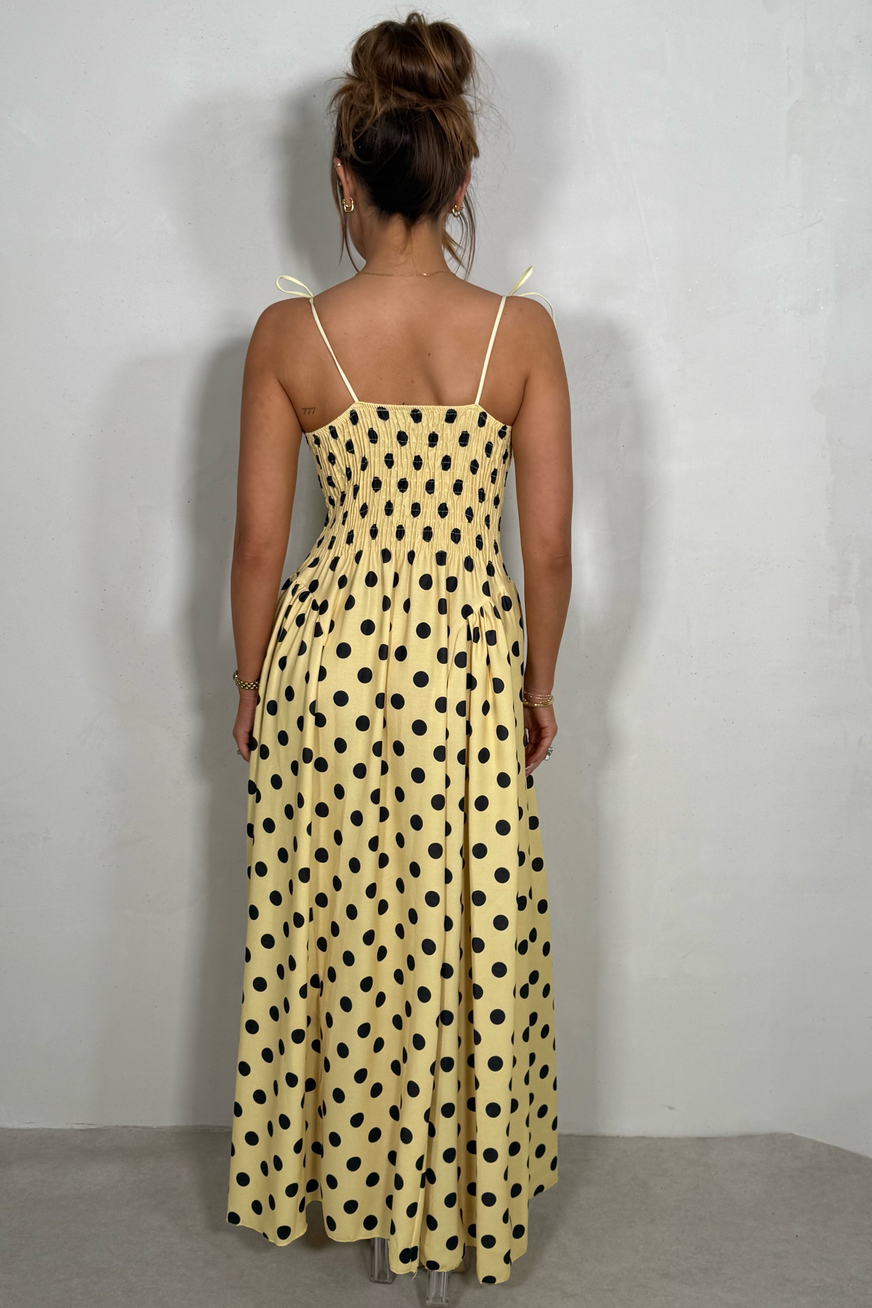 Robe à Pois Femme | Imprimé Graphique & Coupe Féminine