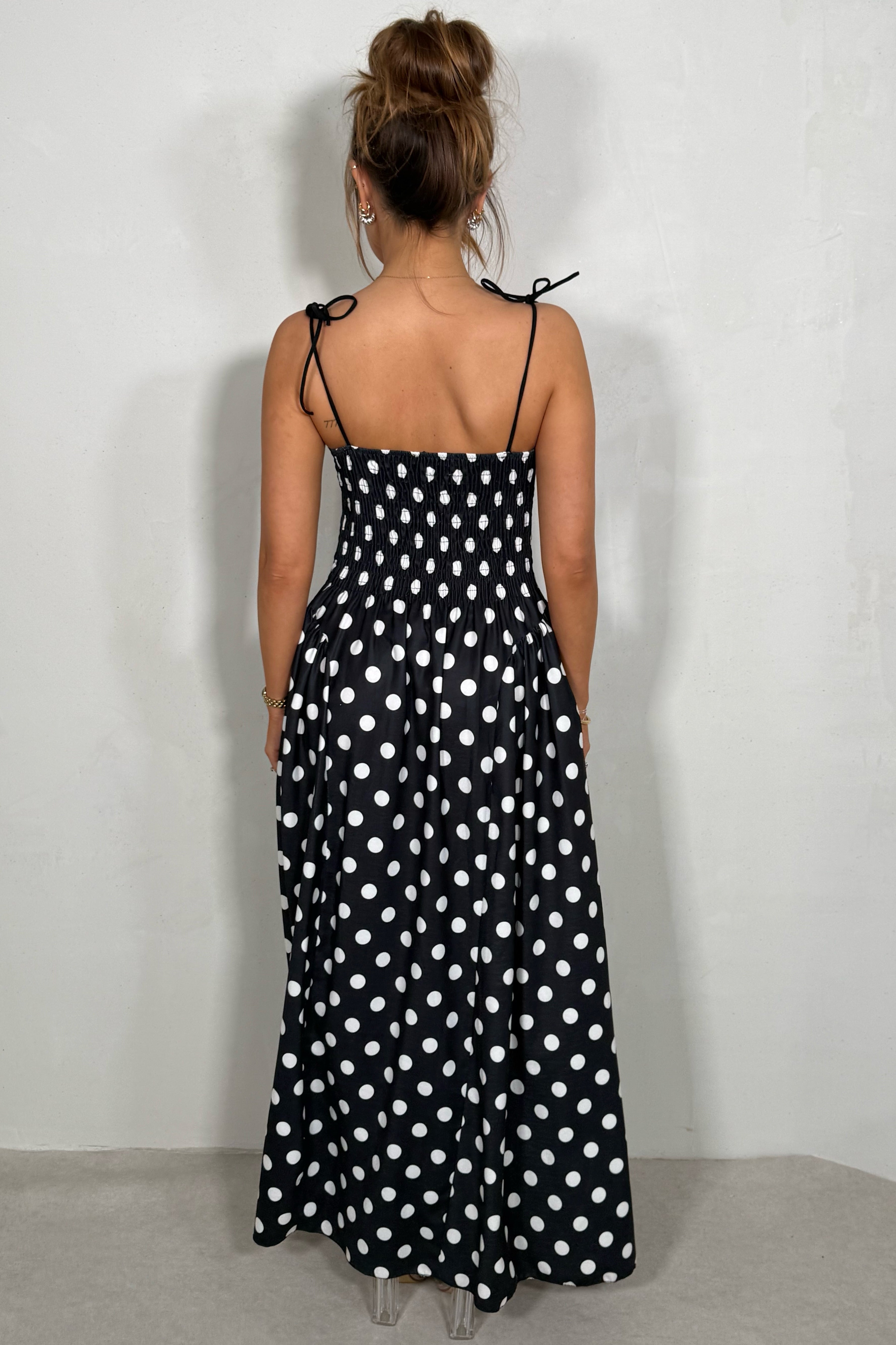 Robe à Pois Femme | Imprimé Graphique & Coupe Féminine