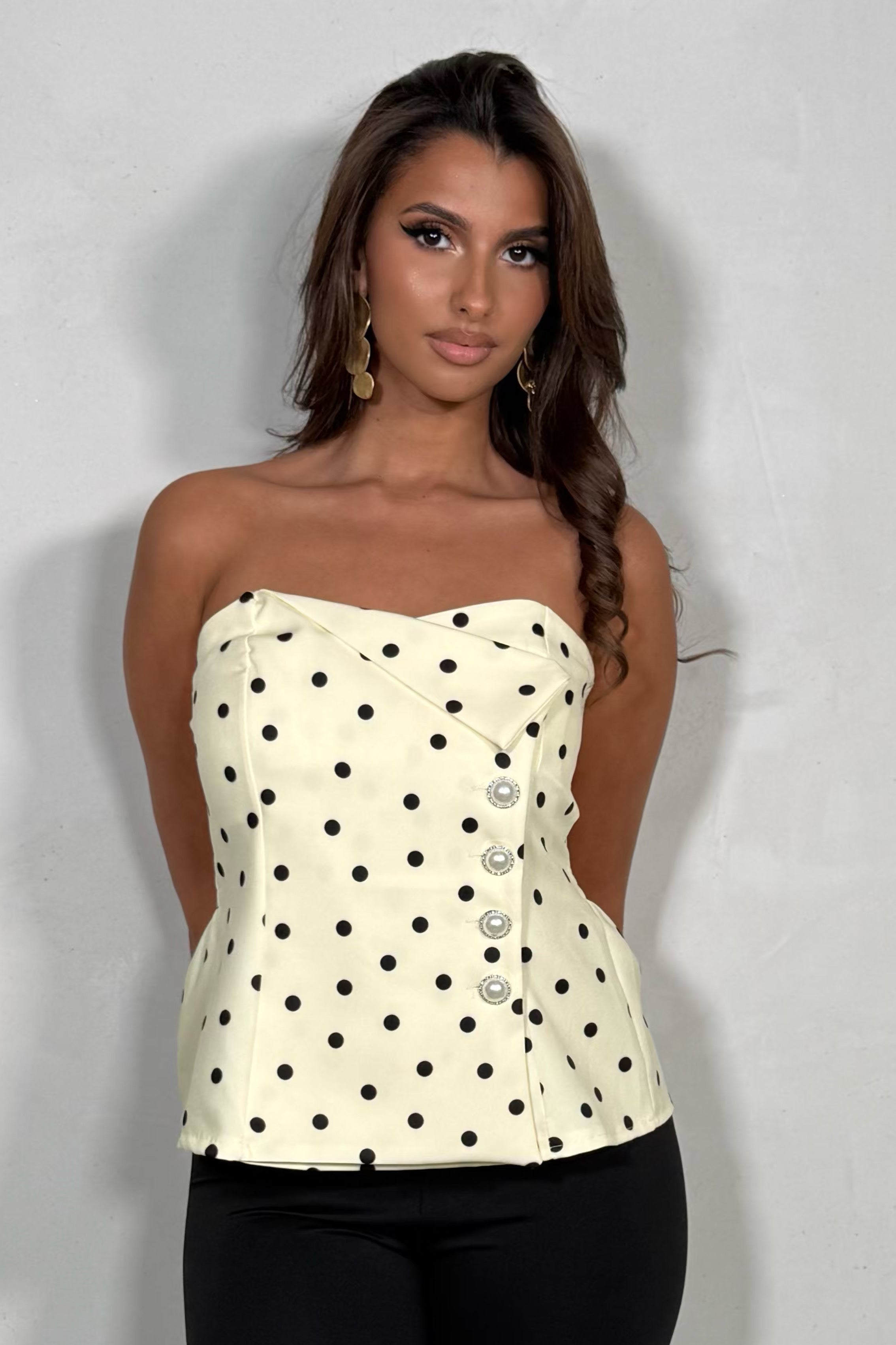 Top bustier à pois style rétro-chic coloris jaune
