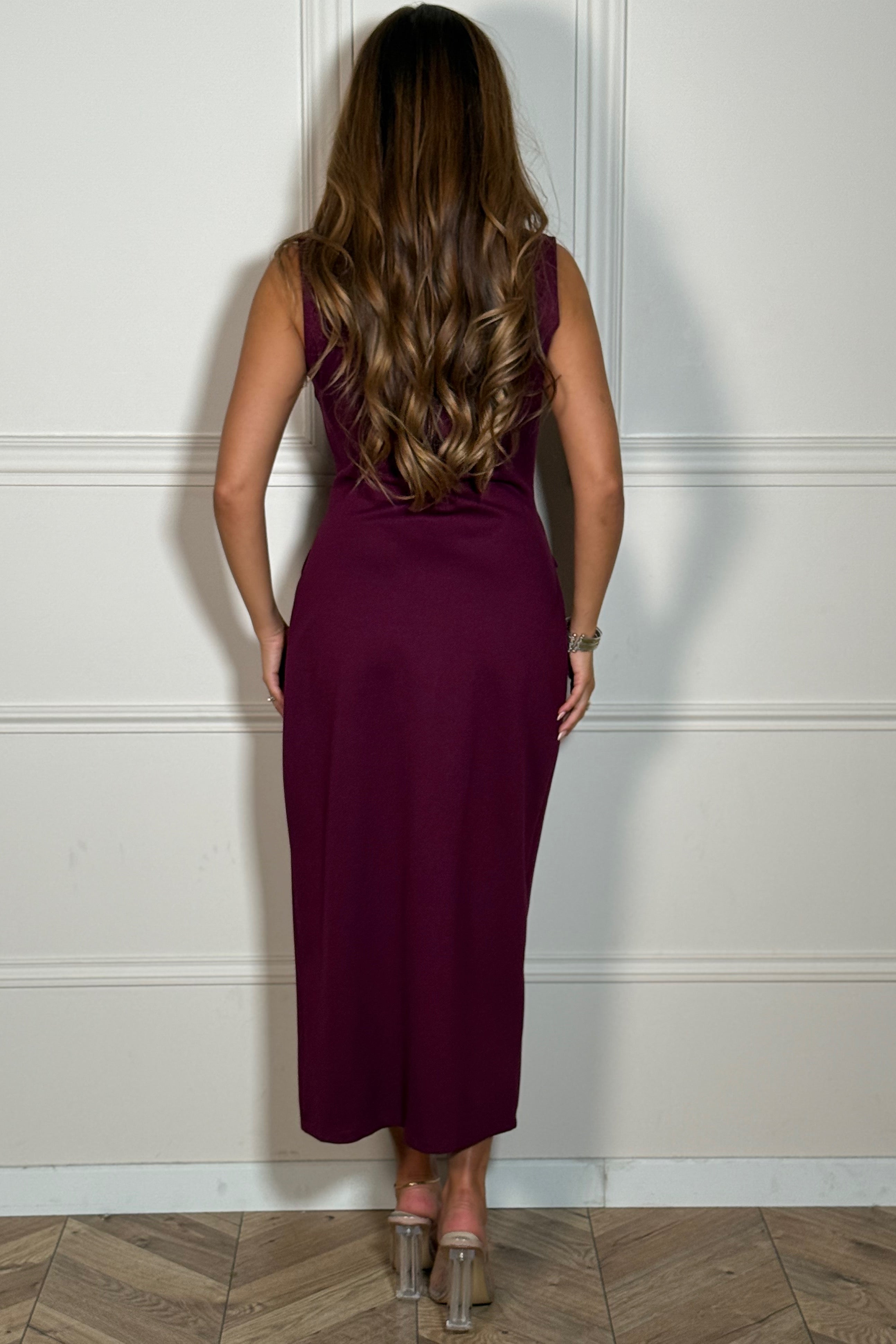 Vue dos robe boutonnée avec ceinture
