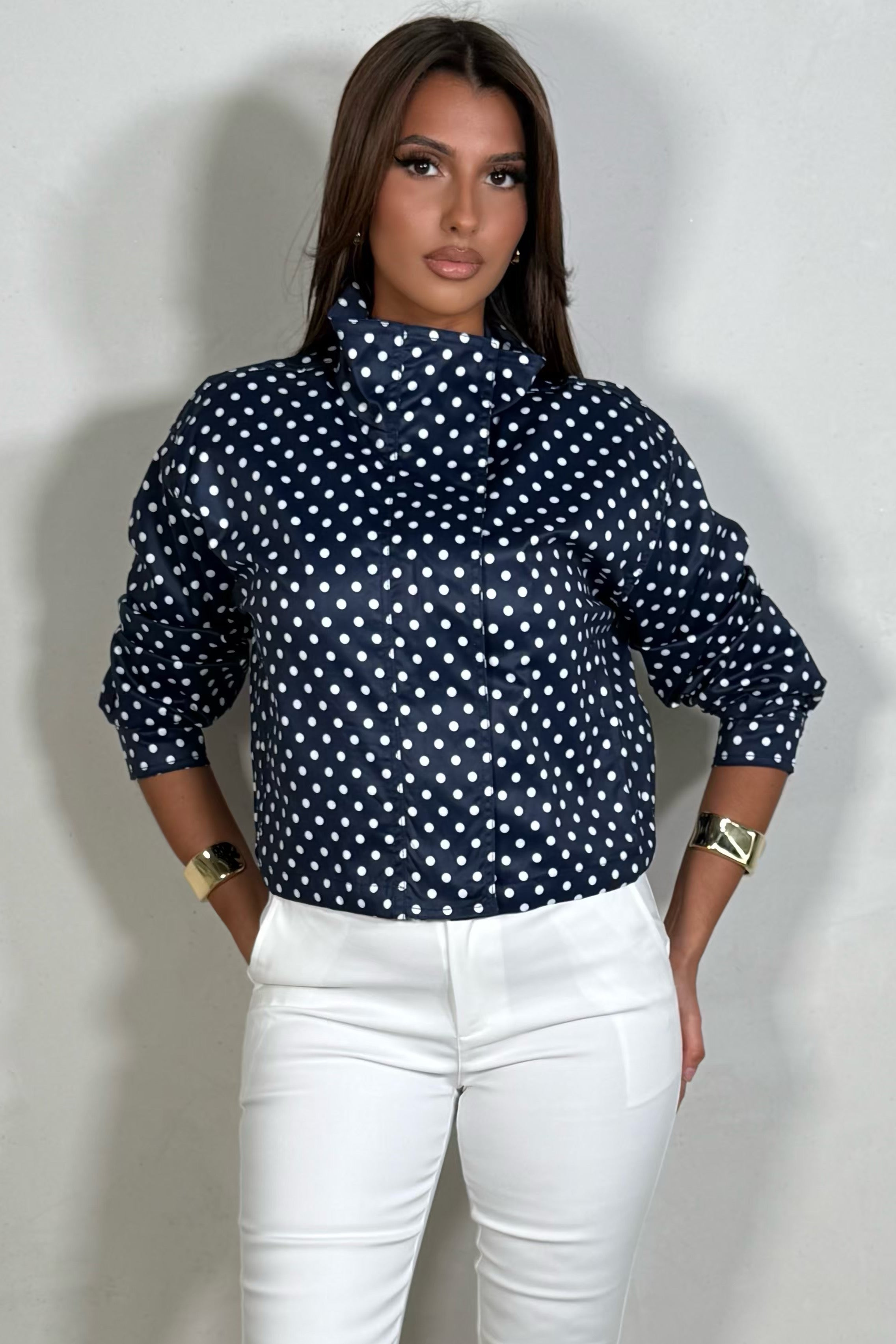Veste légère à pois bleu marine, style graphique coton