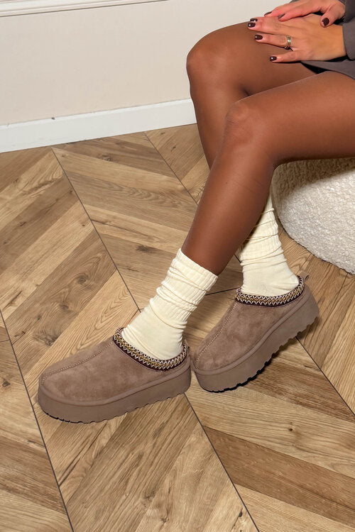 Vue latérale chaussettes femme côtelées - élasticité parfaite BLOOSHOP
