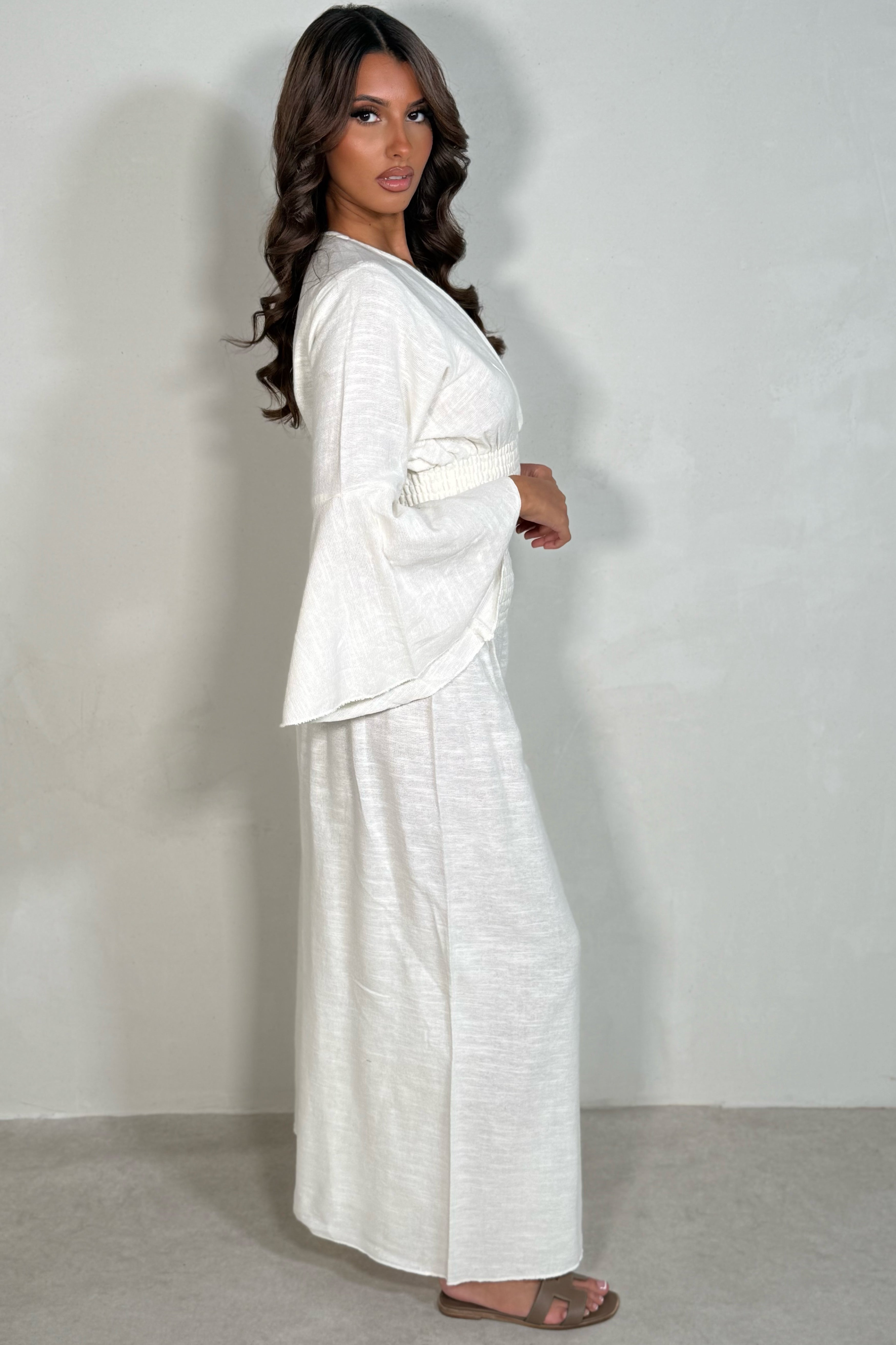 Ensemble Femme Bohème Lin & Coton — Top Court Froncé + Pantalon Large Fluide Blanc Crème