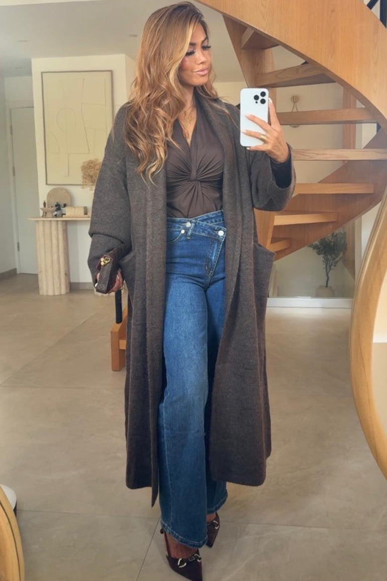 Gilet Long Maxi à Revers et Poches Femme - Élégance Moderne
