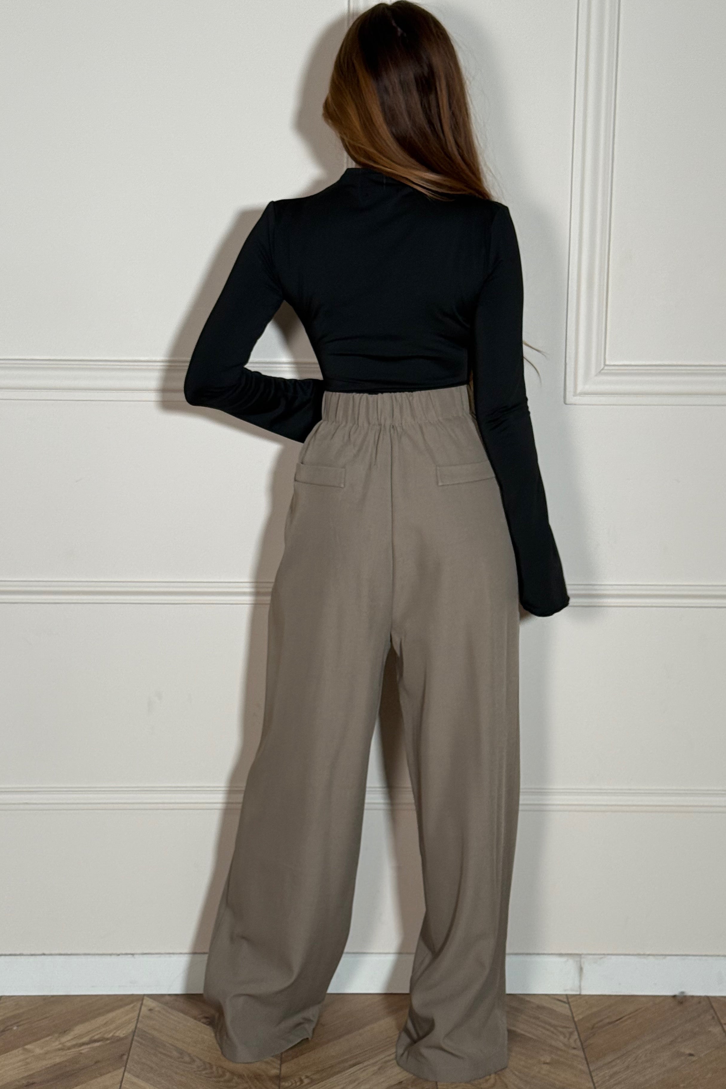 Pantalon Oversize Femme à Poches Plaquées - Confort et Style