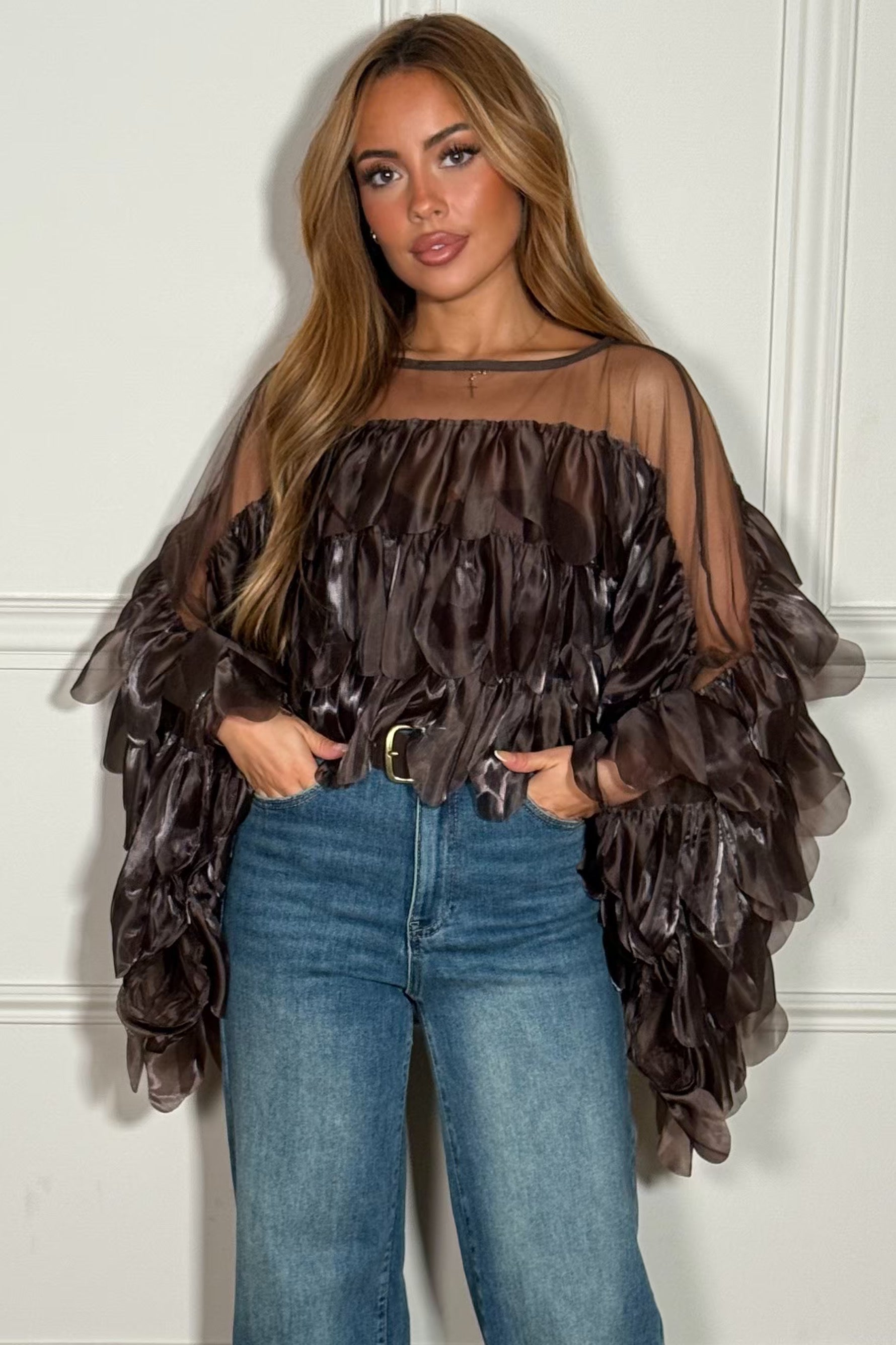 Top tulle froufrou élégant pour femme - vue de face - style romantique et féminin"