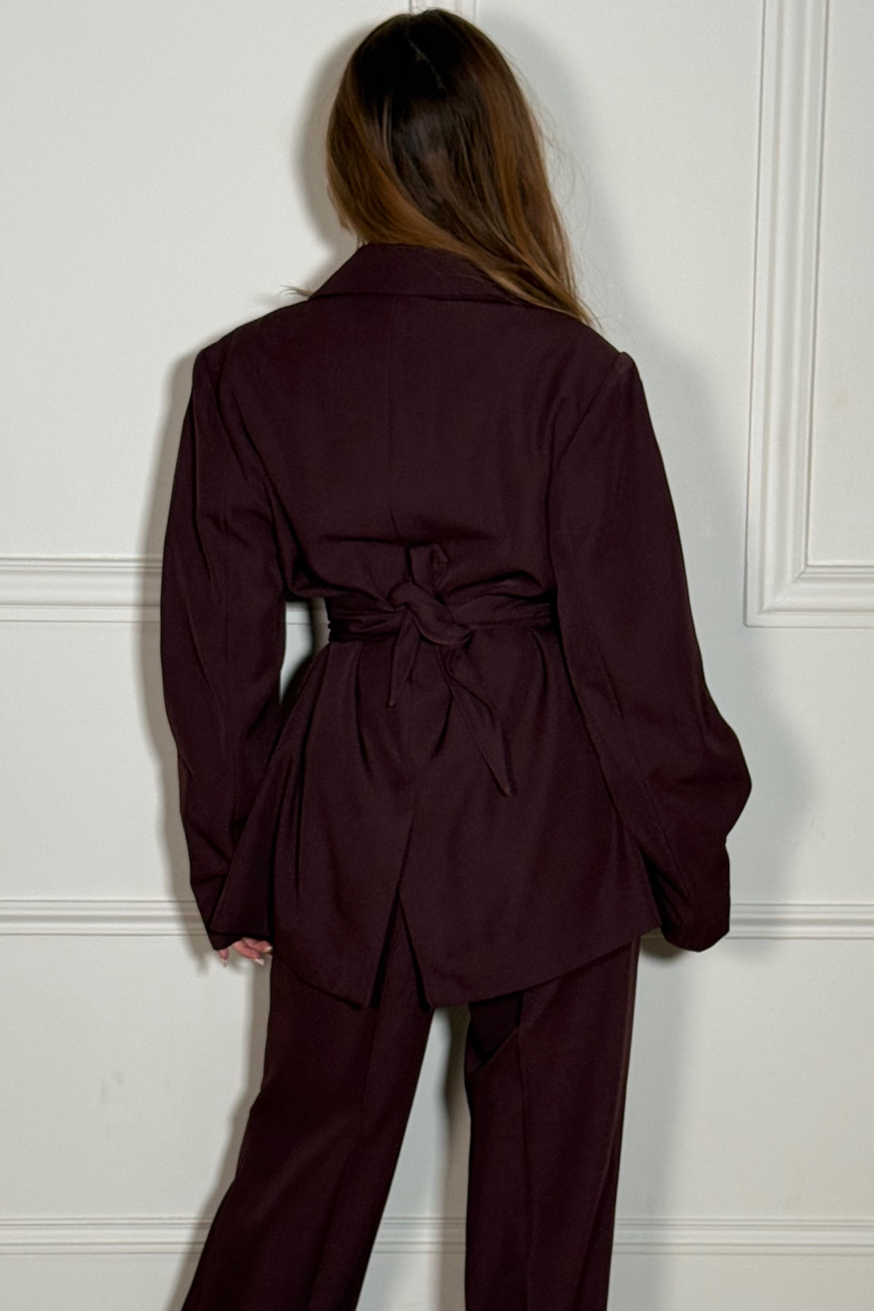 Blazer Croisé Femme avec Ceinture - Élégance Professionnelle