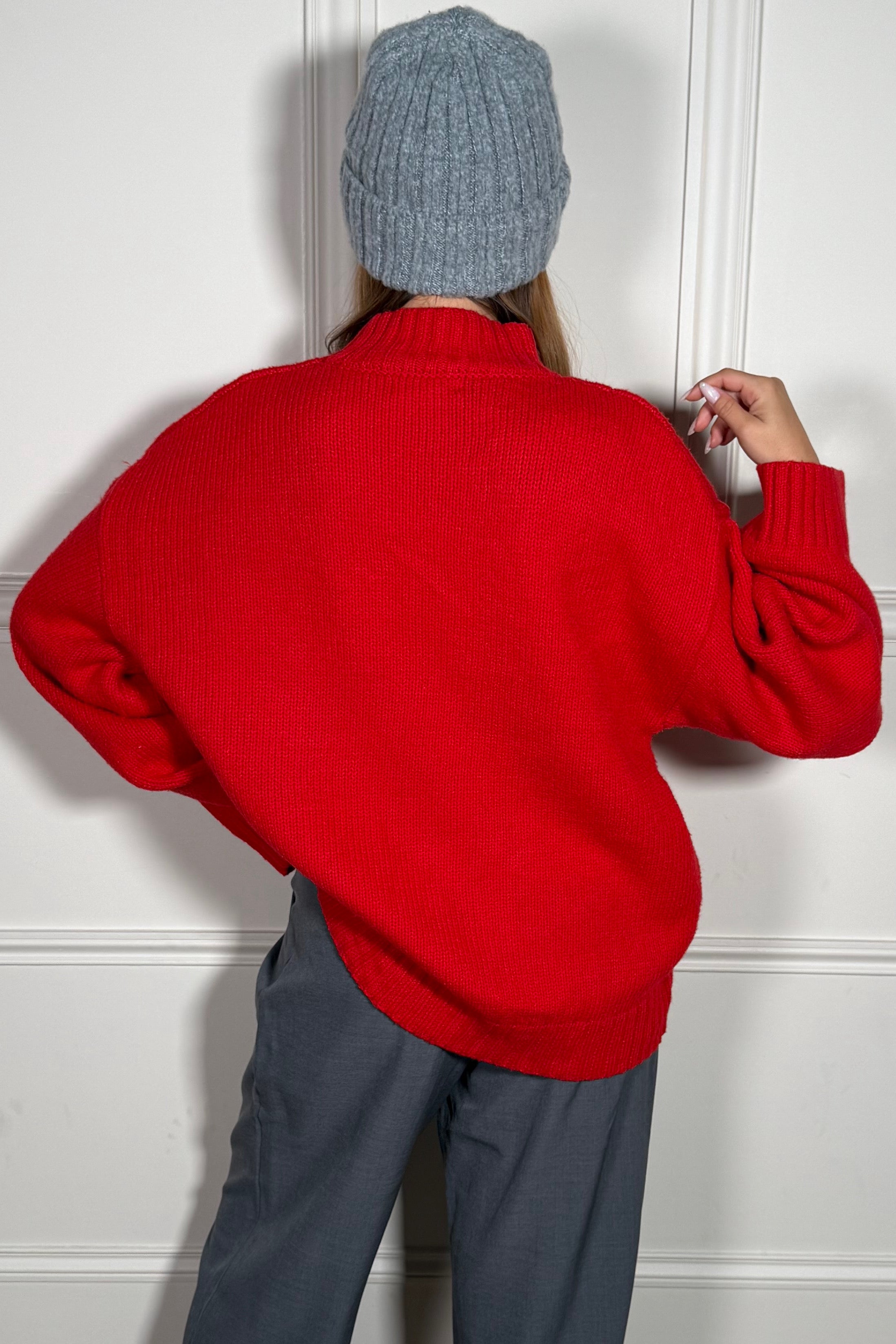 Pull col montant oversize femme vue de dos - coupe harmonieuse et élégante