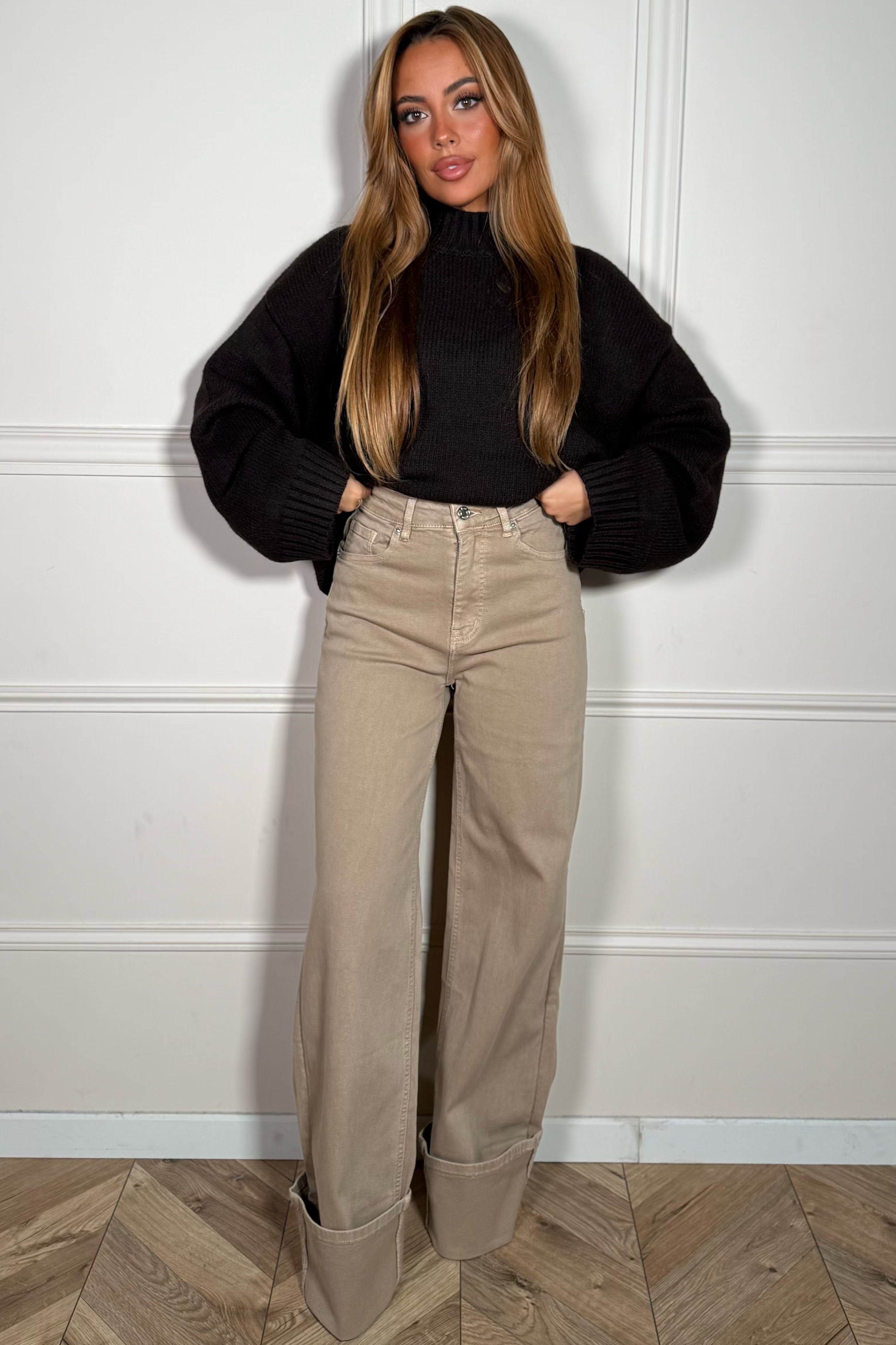 Jeans wide leg à revers femme vue de face - coupe moderne et taille haute