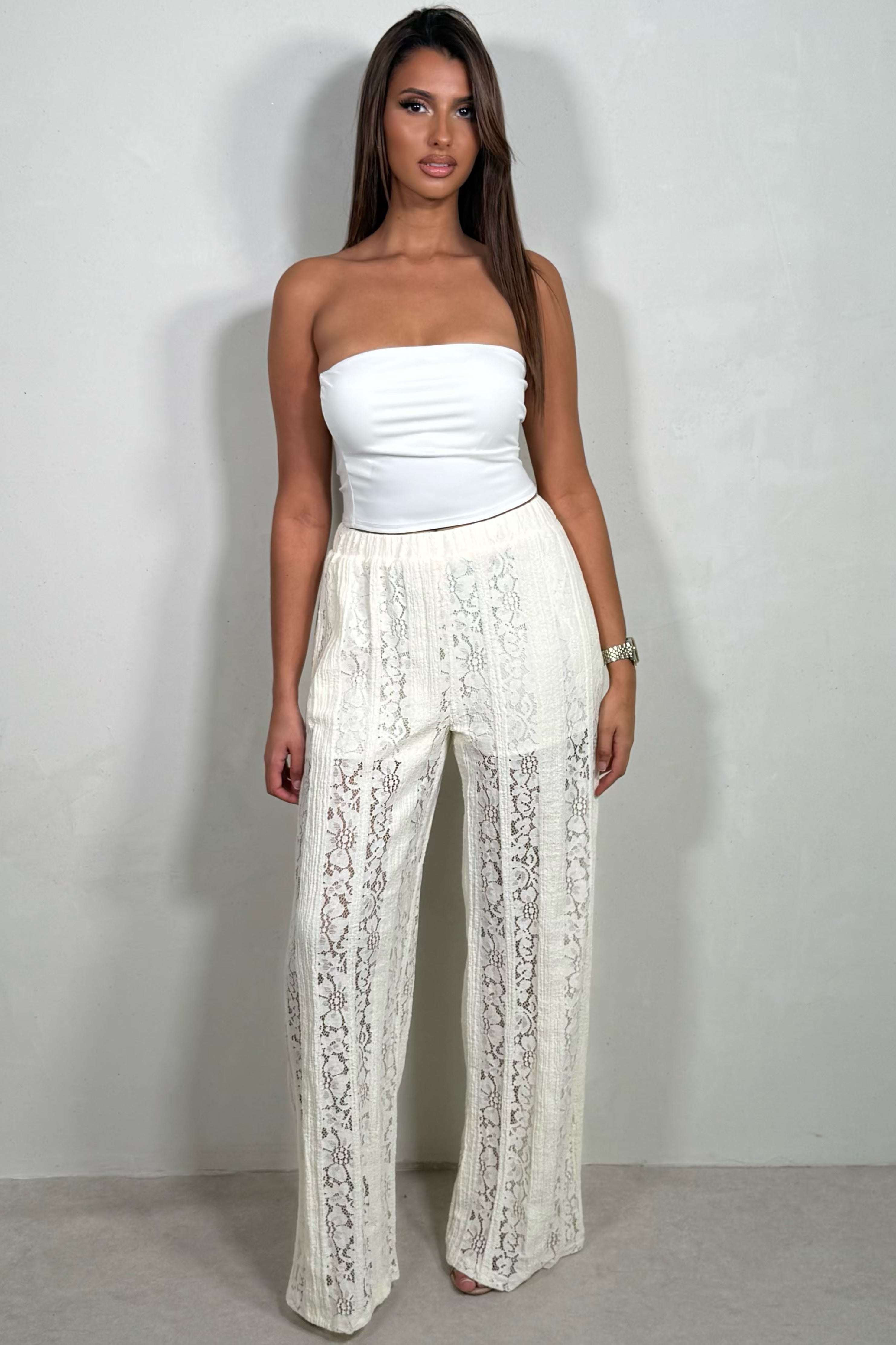 Pantalon Fluide en Dentelle – Élégance Légère Femme