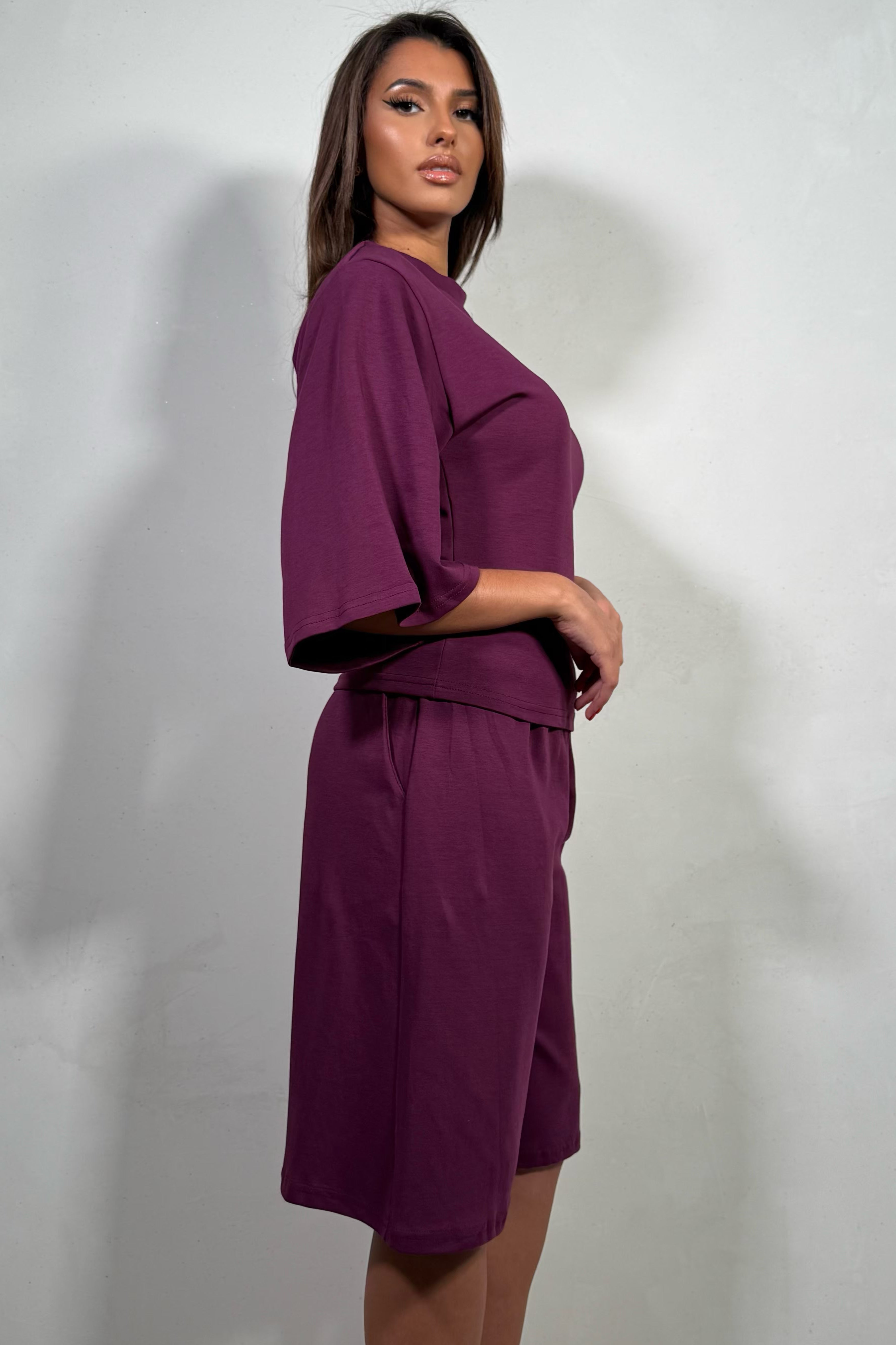 Ensemble Femme Haut à Épaulettes Manches Kimono et Bermuda Long Structuré