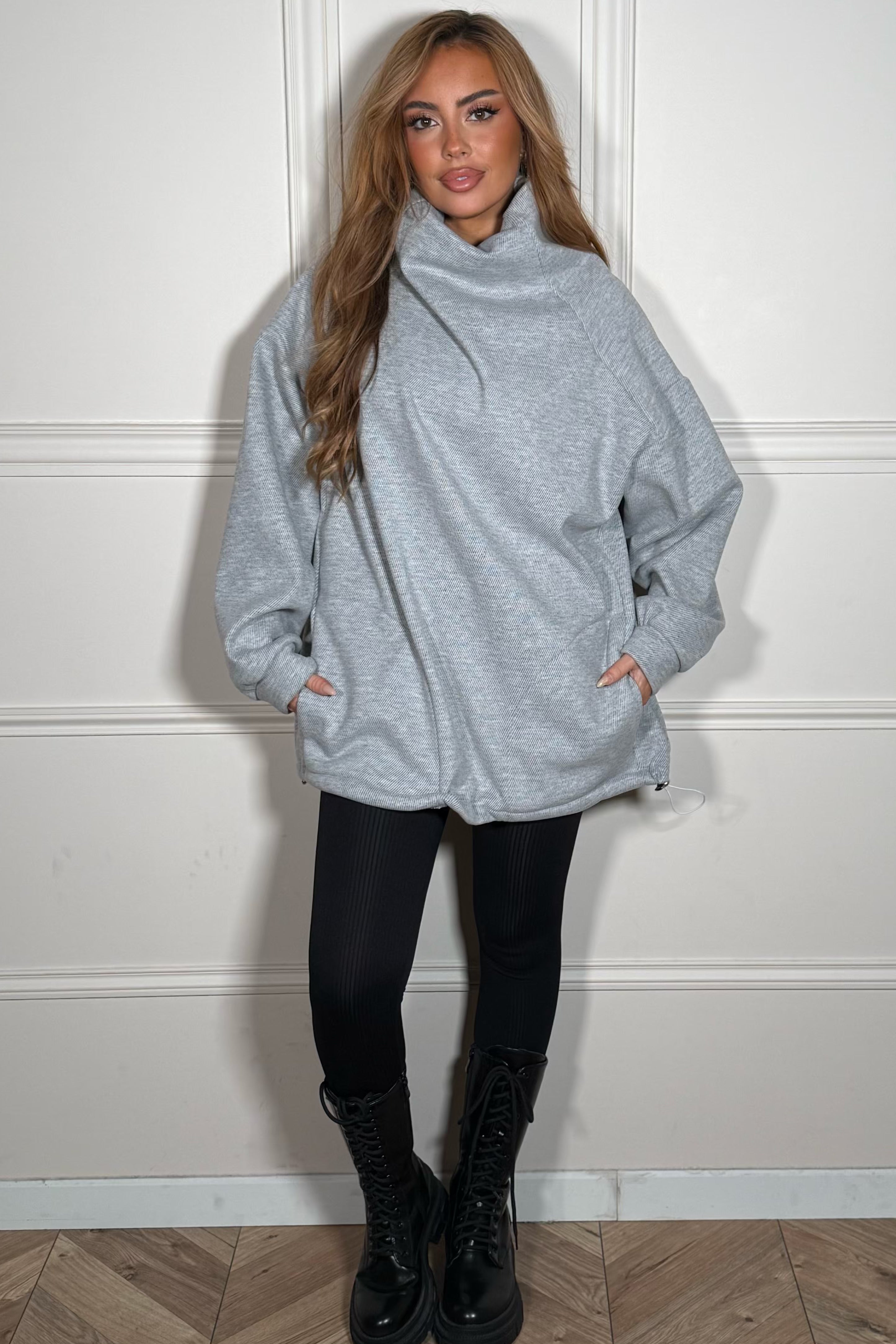 Sweat col montant femme - vue arrière décontractée
