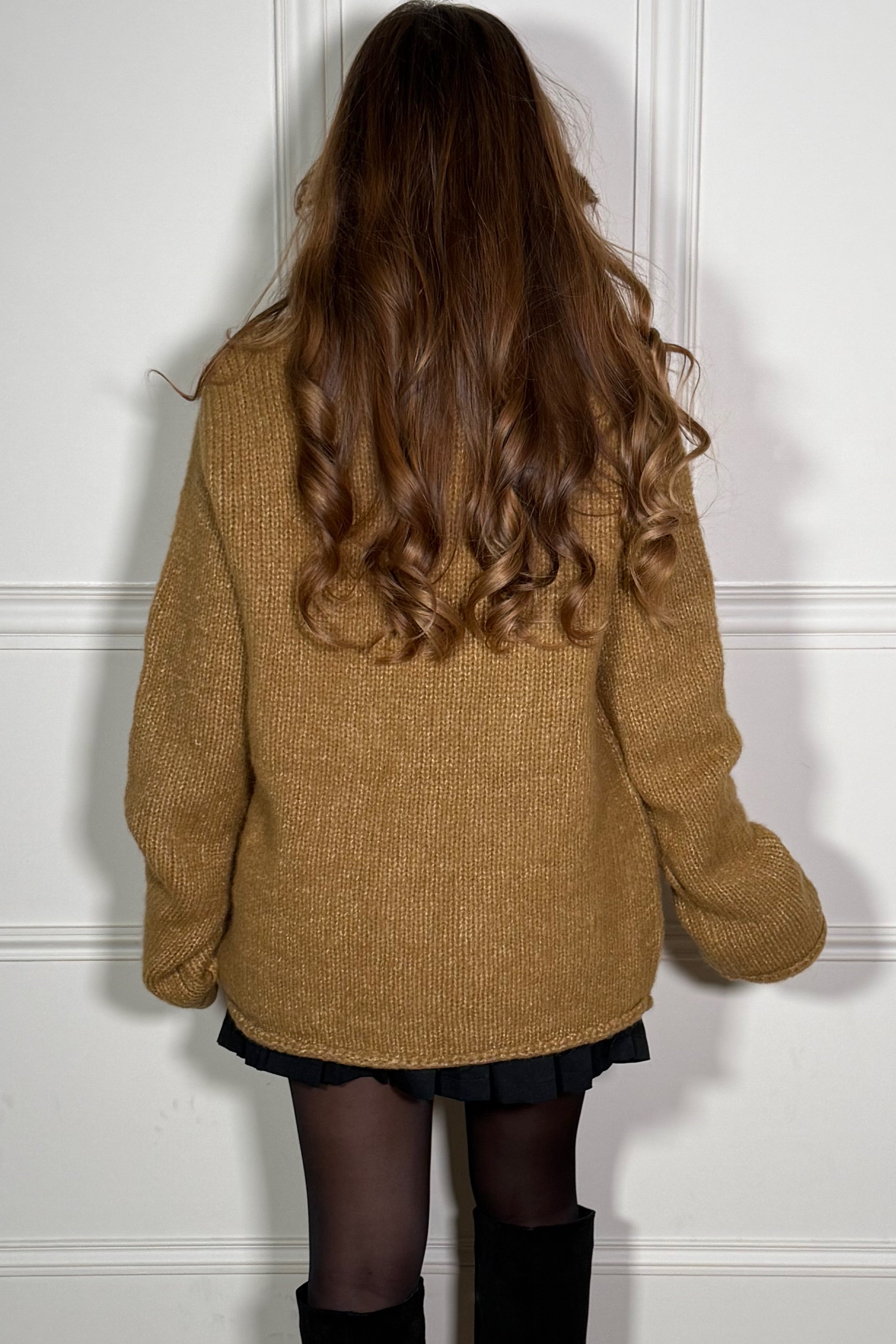 Pull oversize col montant - Détail du col
