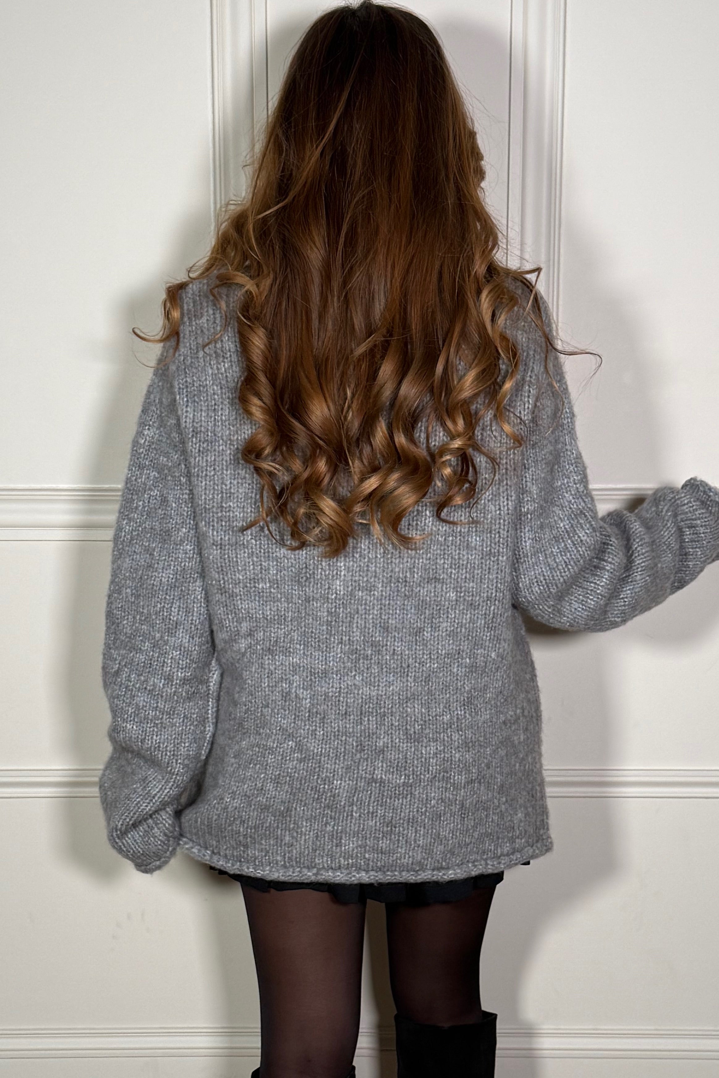 Pull femme oversize - Vue portée de dos
