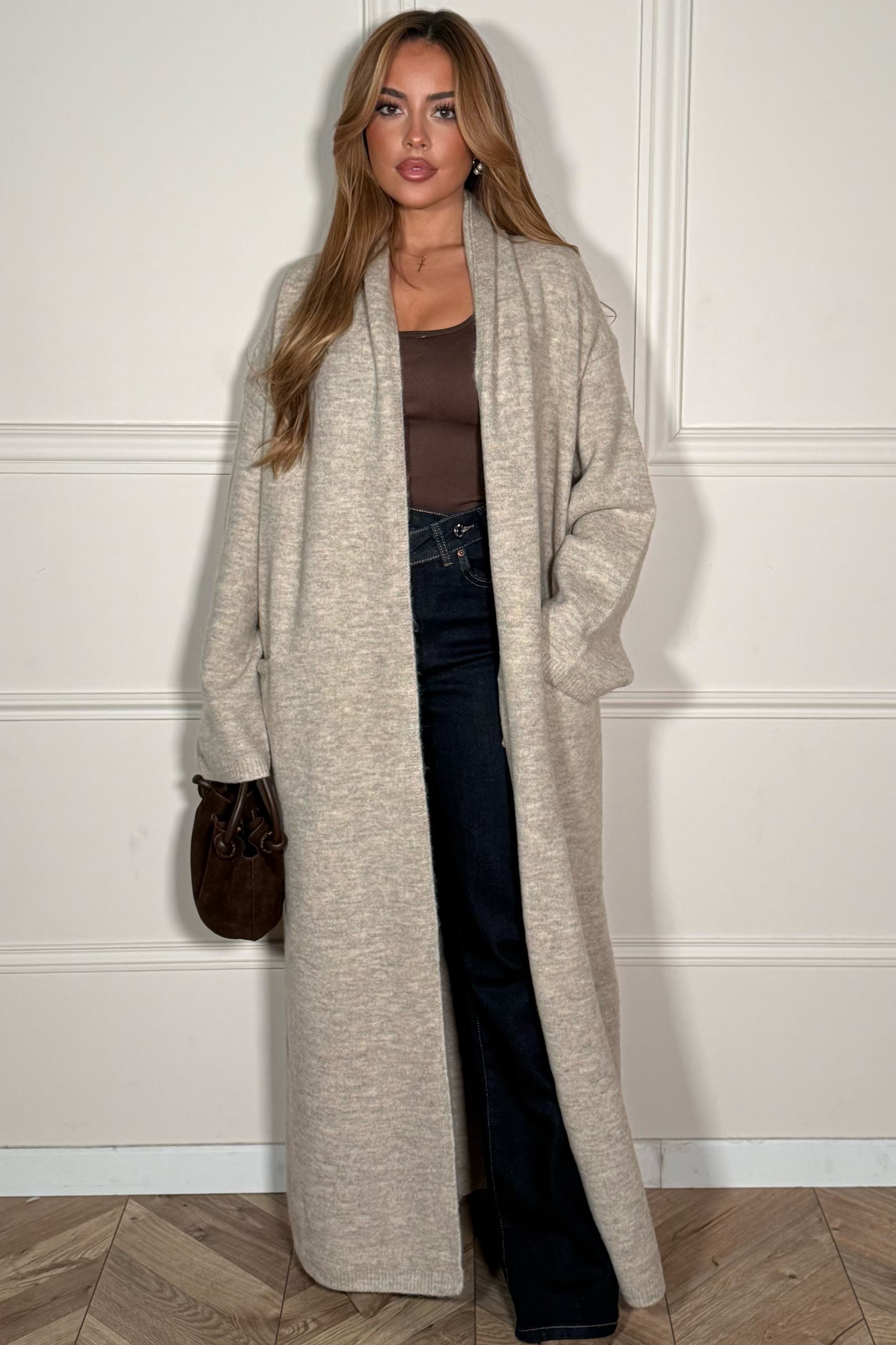 Gilet Long Maxi à Revers et Poches Femme - Élégance Moderne