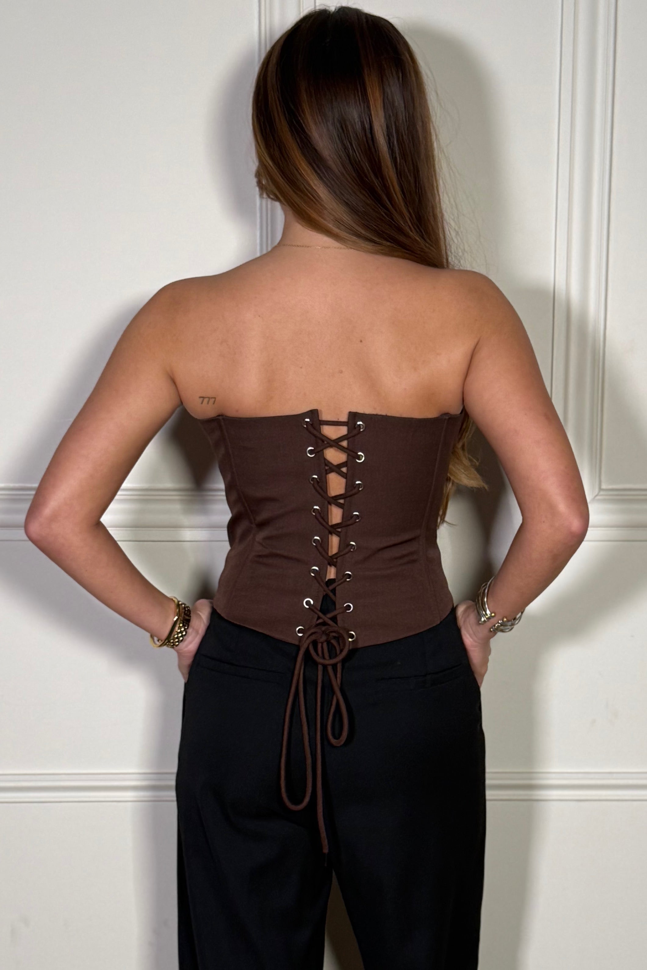 Bustier Décolleté en V à Baleines Gainantes - Silhouette Sculptée