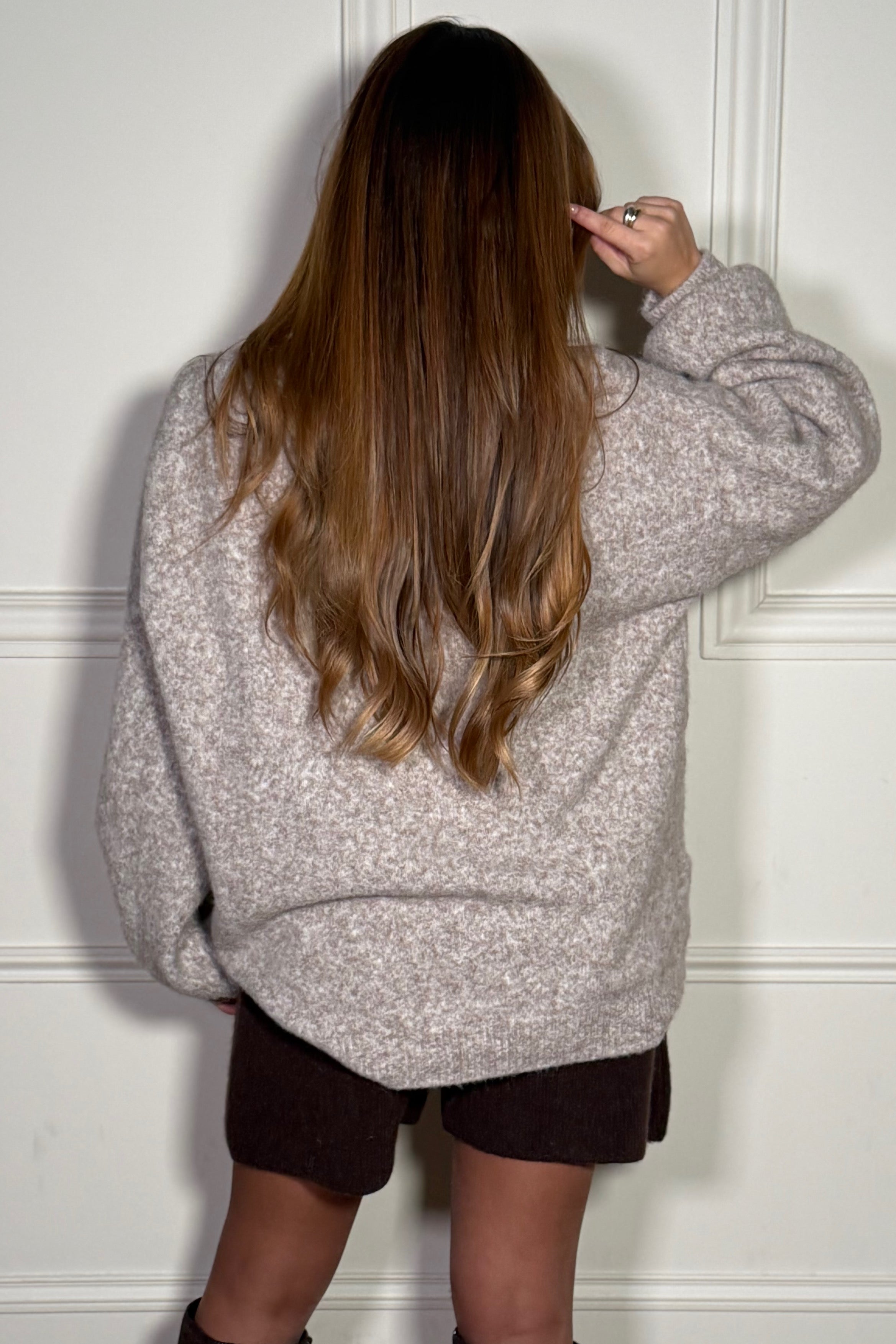 Pull Col Rond à Manches Ballon - Douceur et Style Féminin