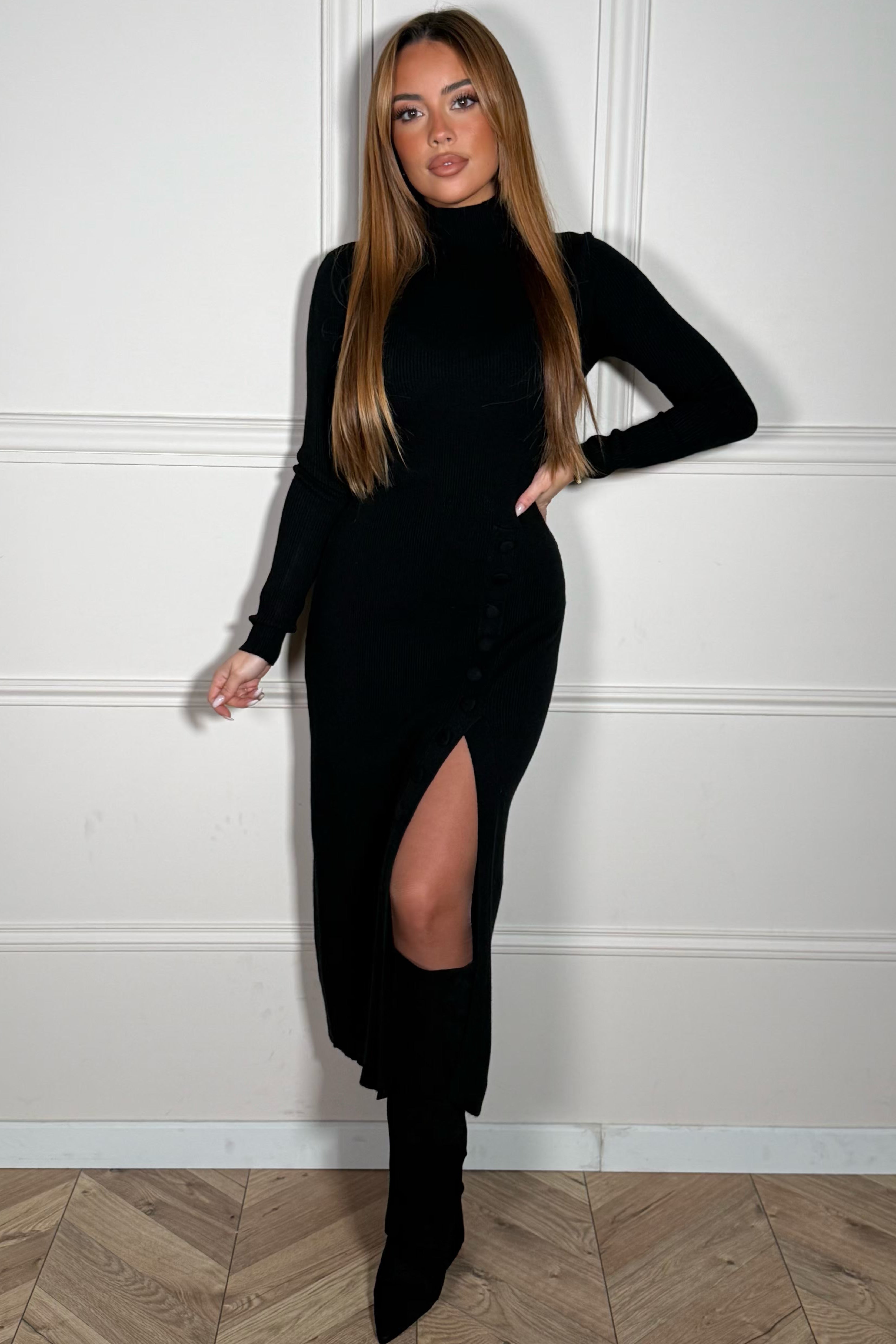 Robe boutonnée avec fente latérale pour femme - vue de face