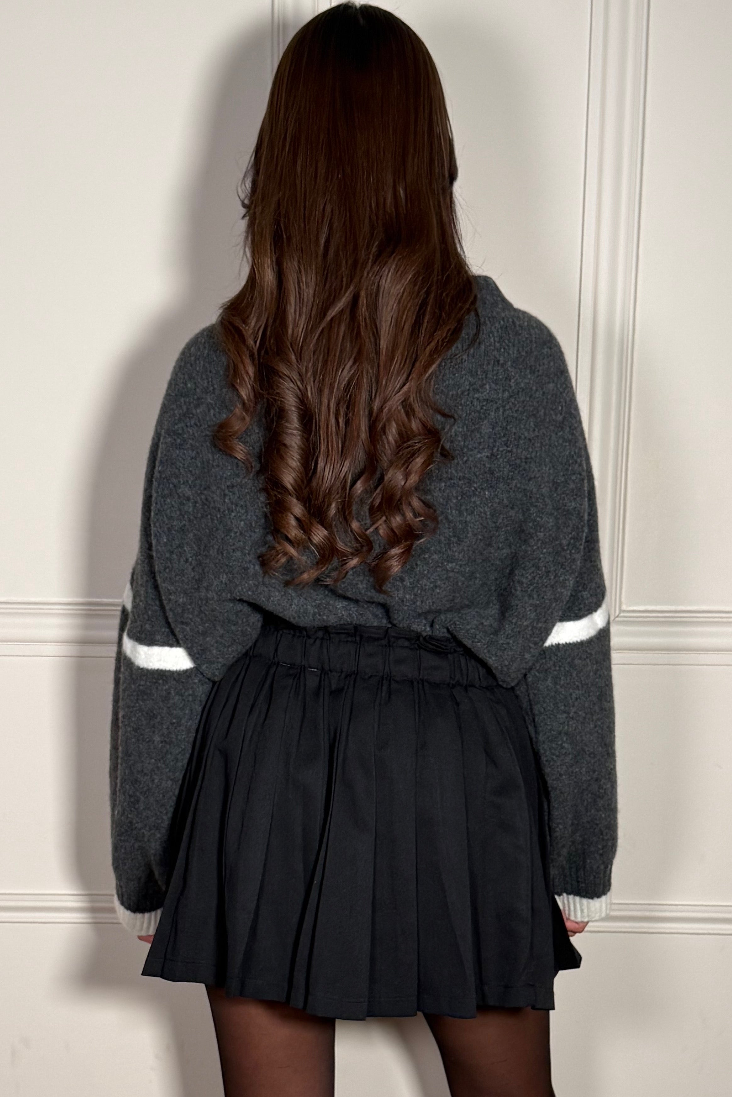 Pull Ample Maille à Liserés Femme - Confort Généreux et Détails Raffinés