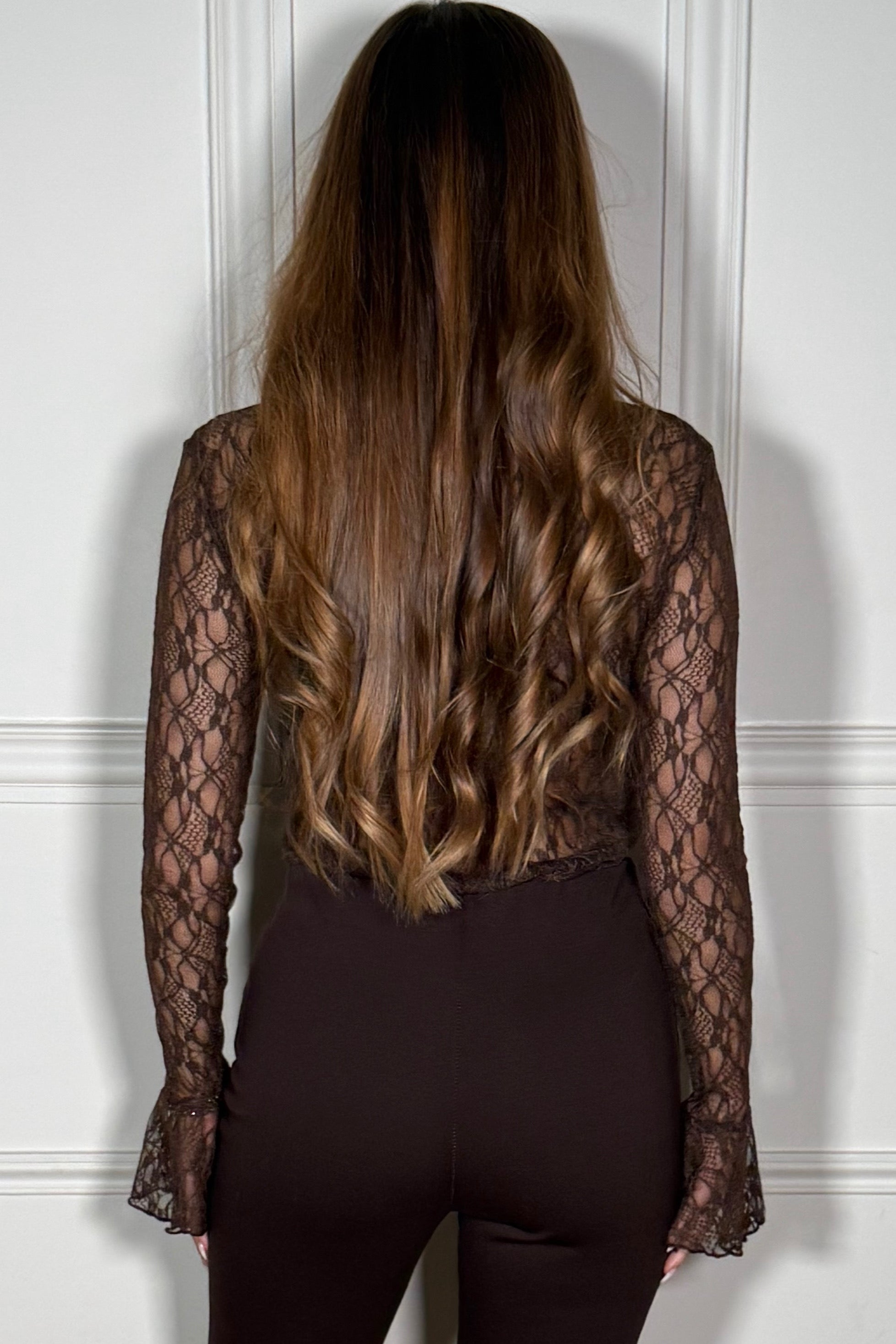 Top Dentelle Manches Évasées - Romantisme Aérien