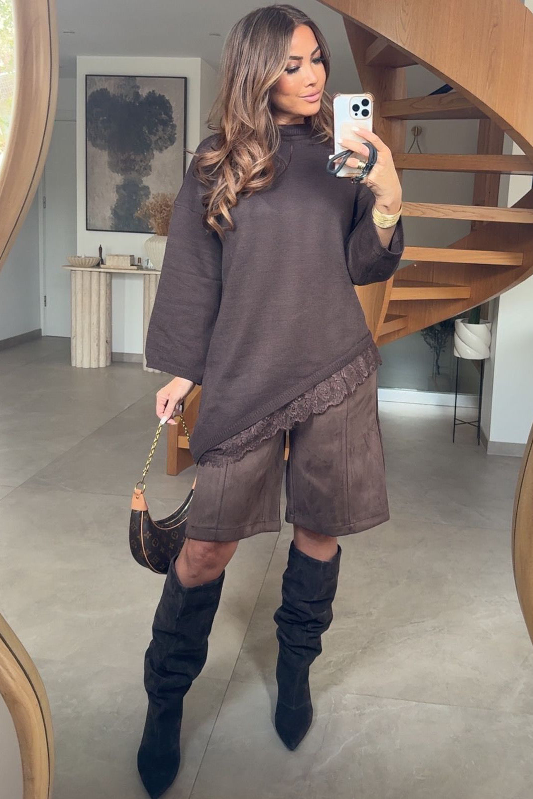 Pull Femme Asymétrique avec Bas en Dentelle - Élégance Raffinée