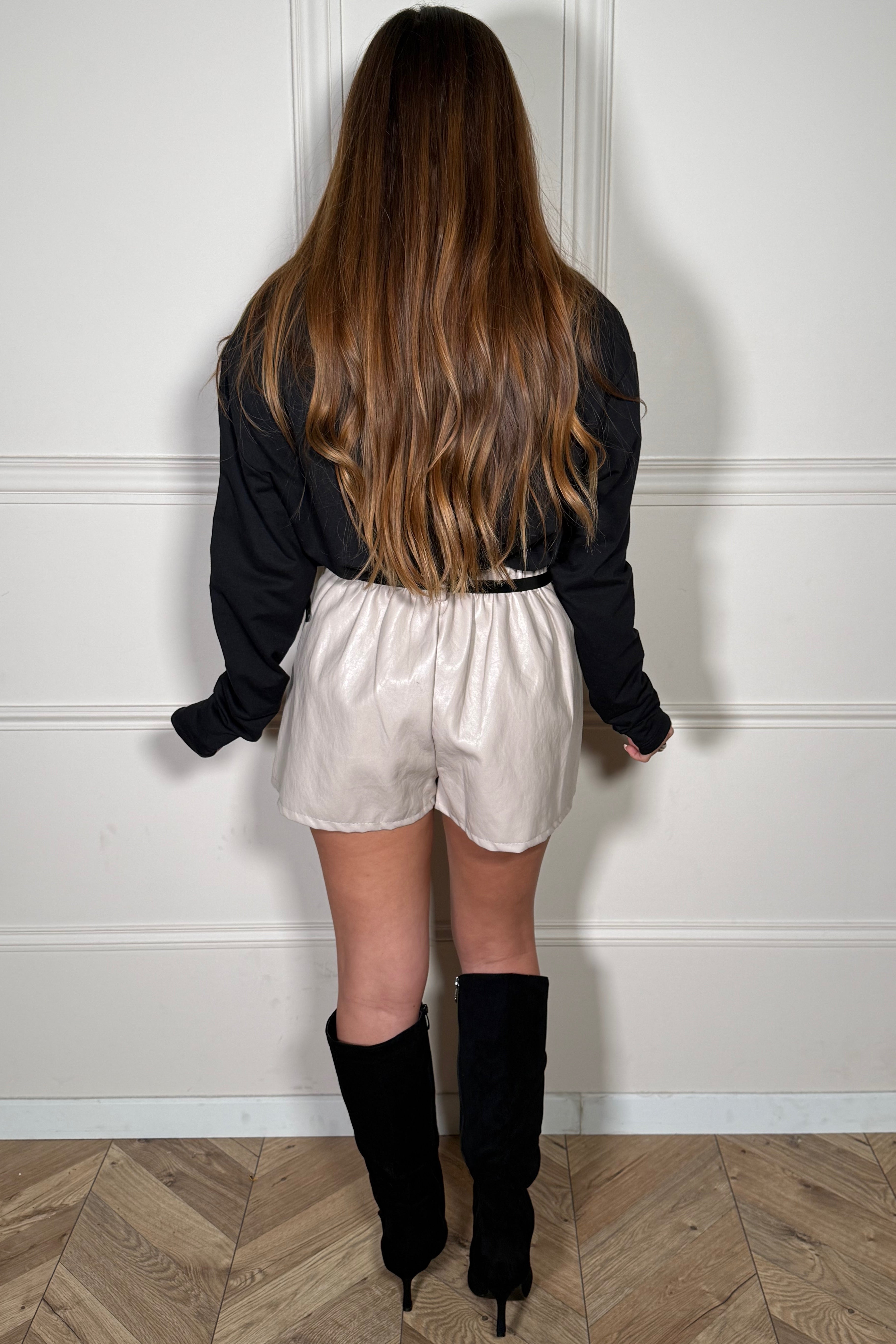 Jupe-Short Simili Cuir avec Ceinture Femme - Style Rock et Élégant