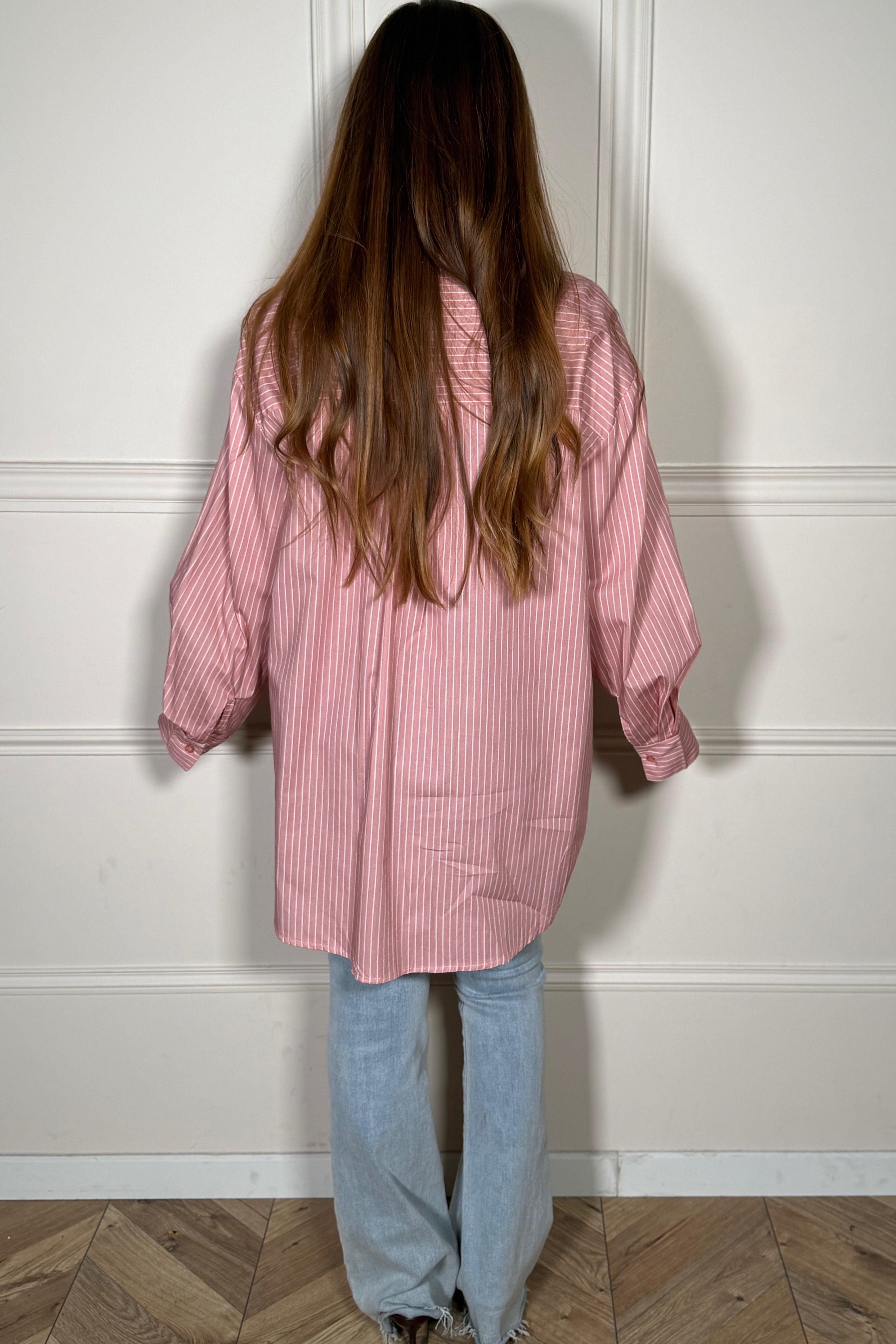 Chemise rayée + Cravate Femme