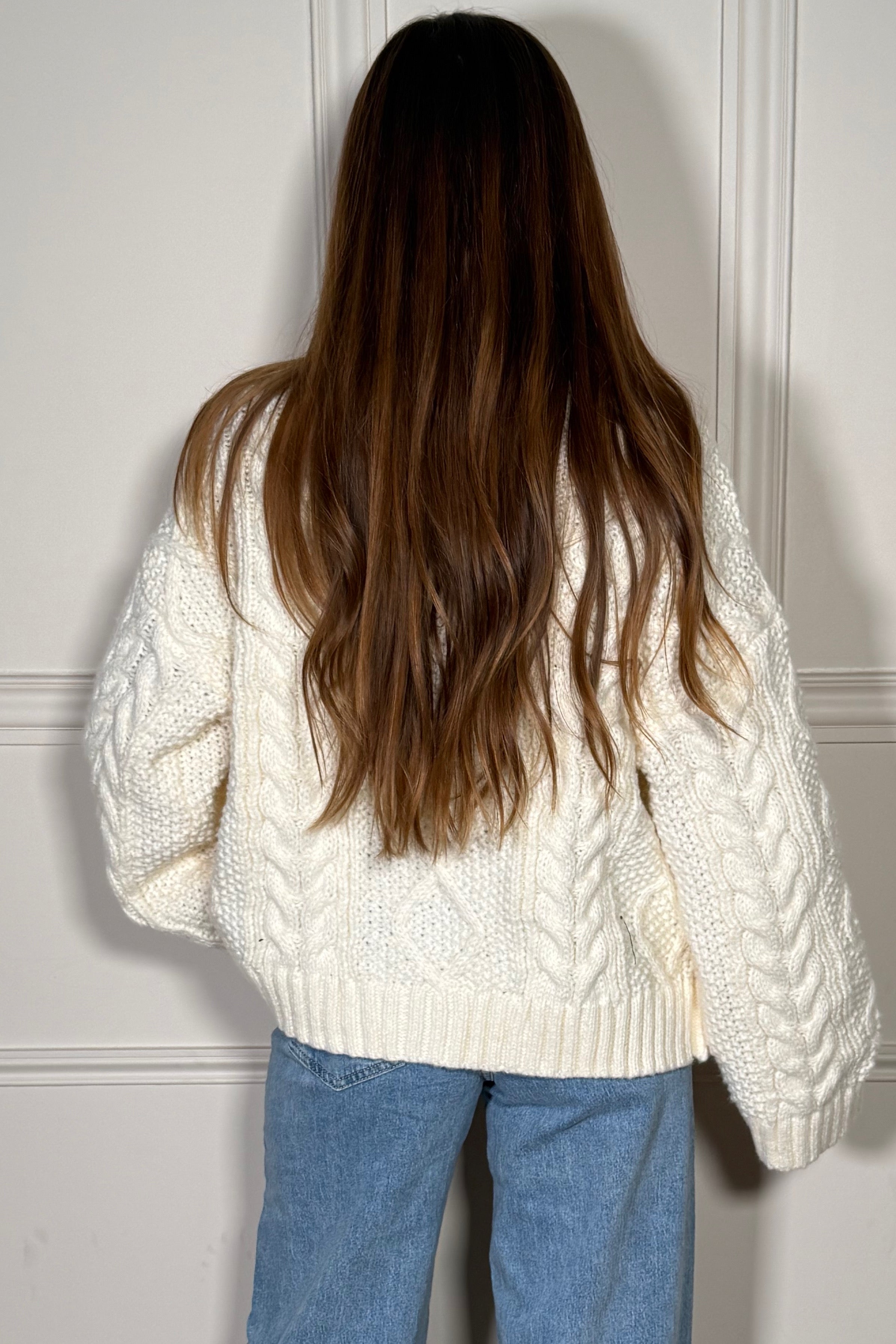 Gilet Femme Torsades avec Boutons Pressions - Chaleur et Élégance