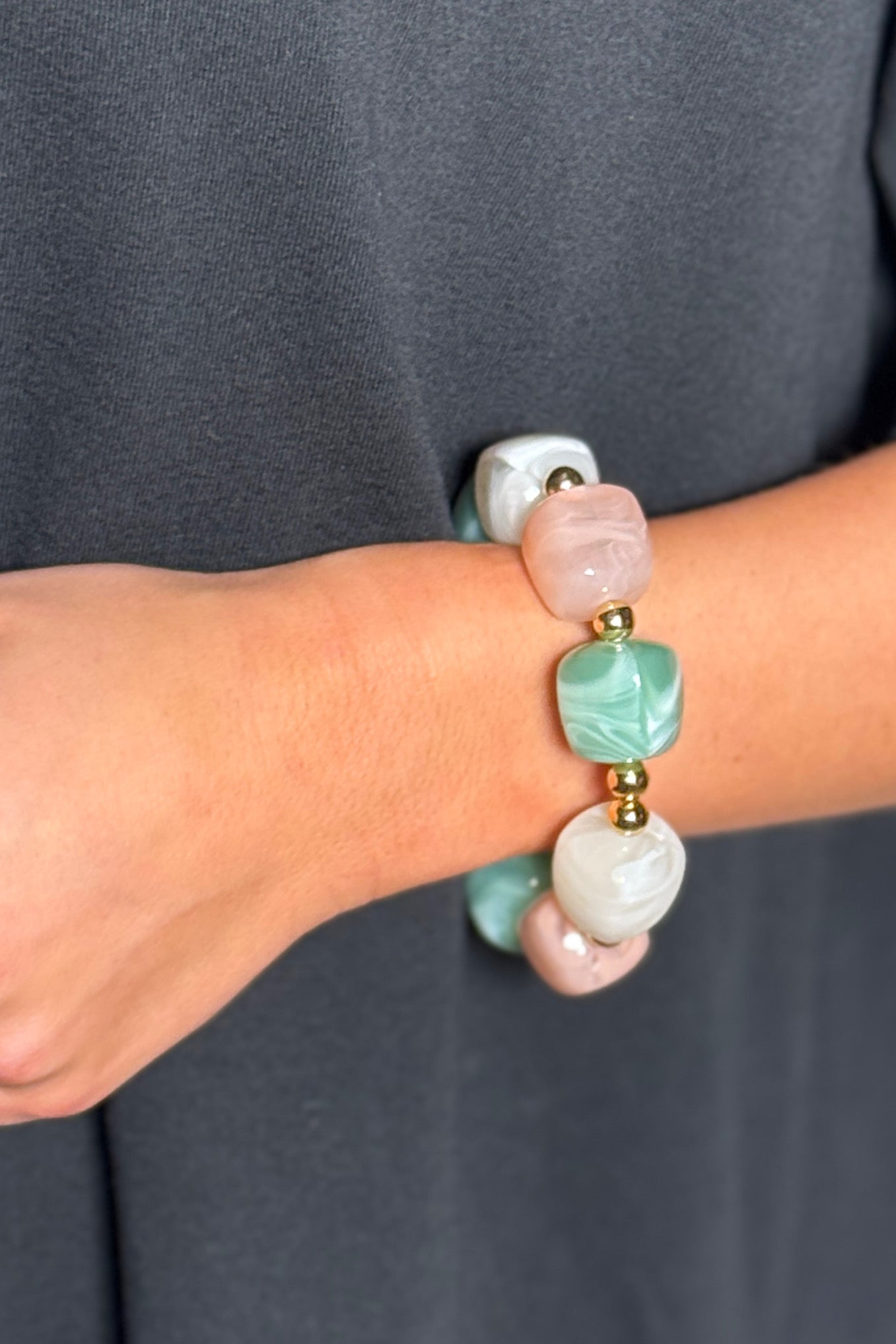 Bracelet à perles colorées