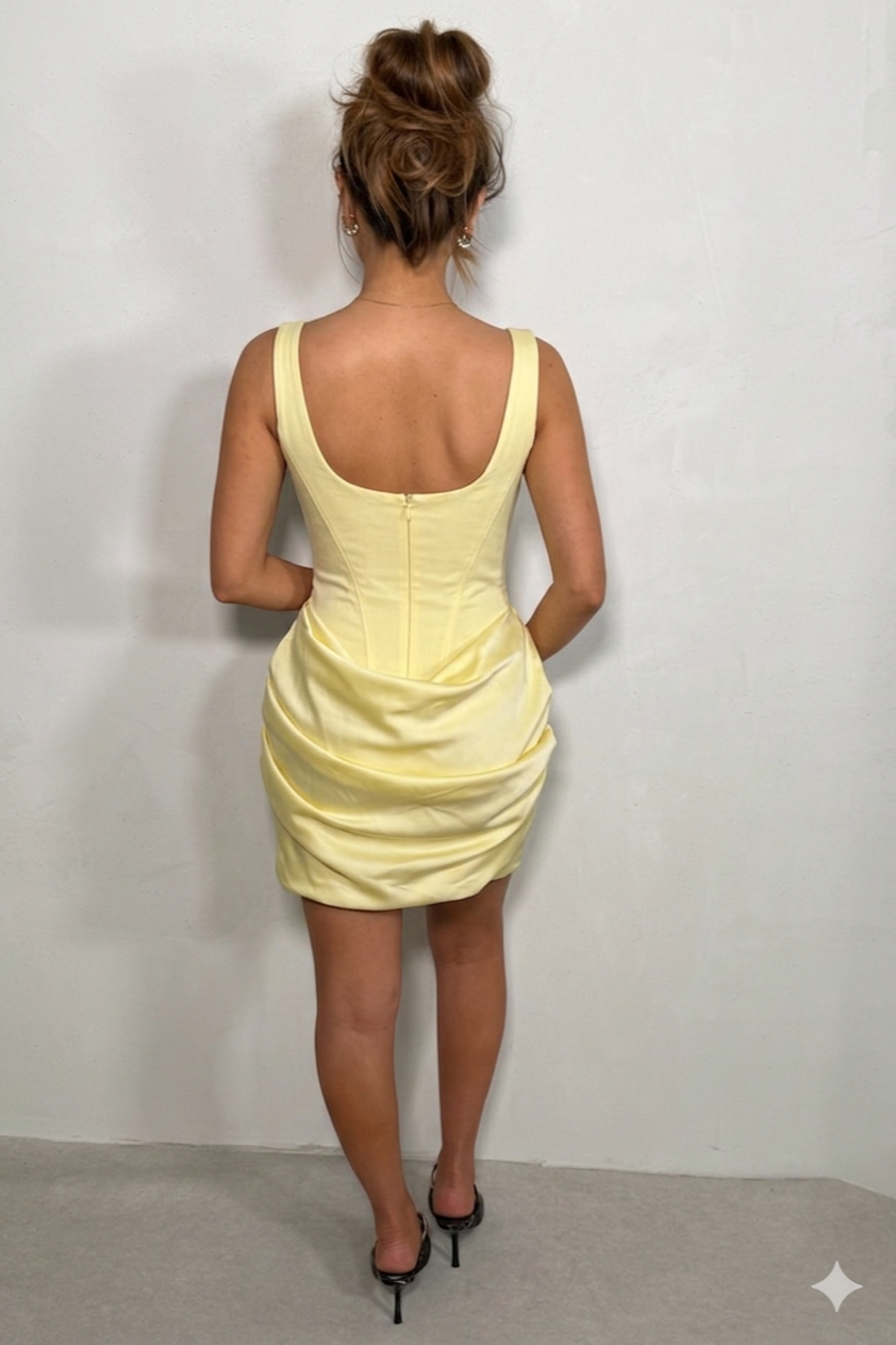 Robe Courte Drapée Effet Corset