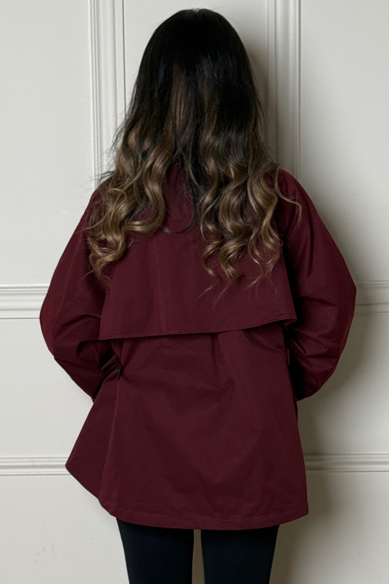 Trench Femme Cape Court - Style Élégant Sophistiqué