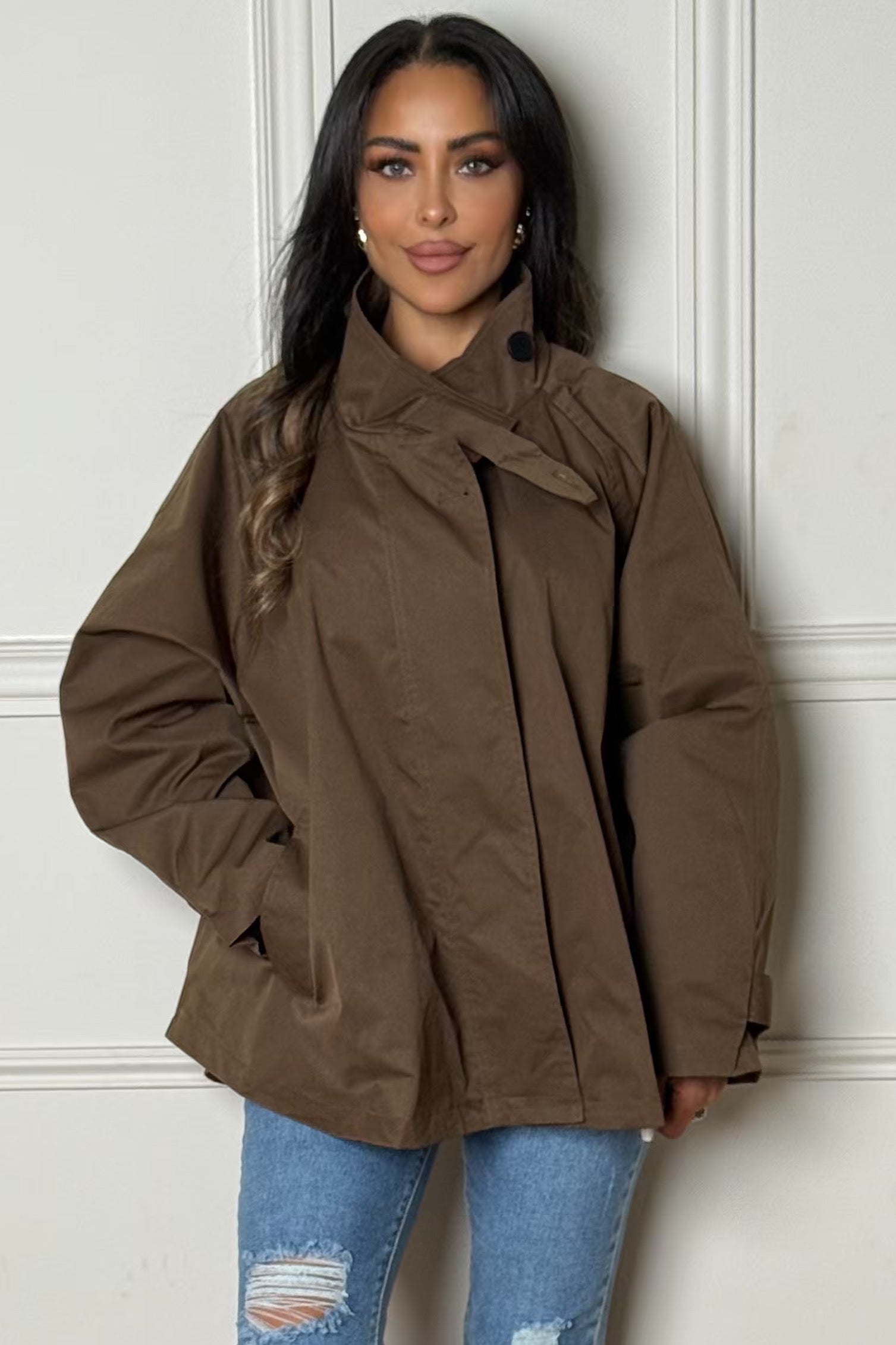 Style cape moderne trench court femme BLOOSHOP
