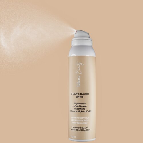 Shampoing sec en spray rafraîchissant qui apporte du volume de la marque BLOOSHOP
