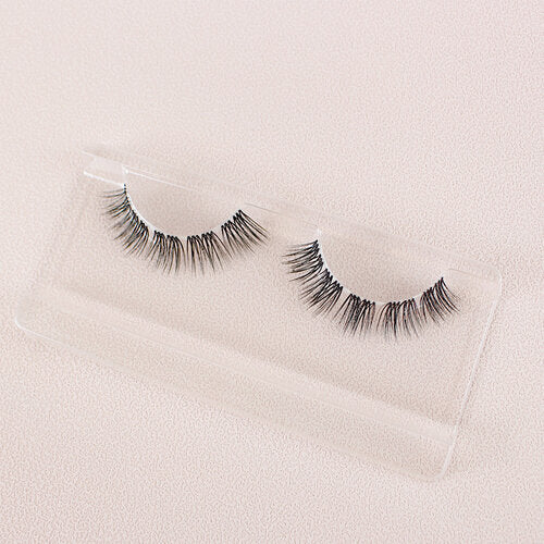 Gros plan sur les fibres PBT végétaliennes des extensions QUEEN – Blooshop
