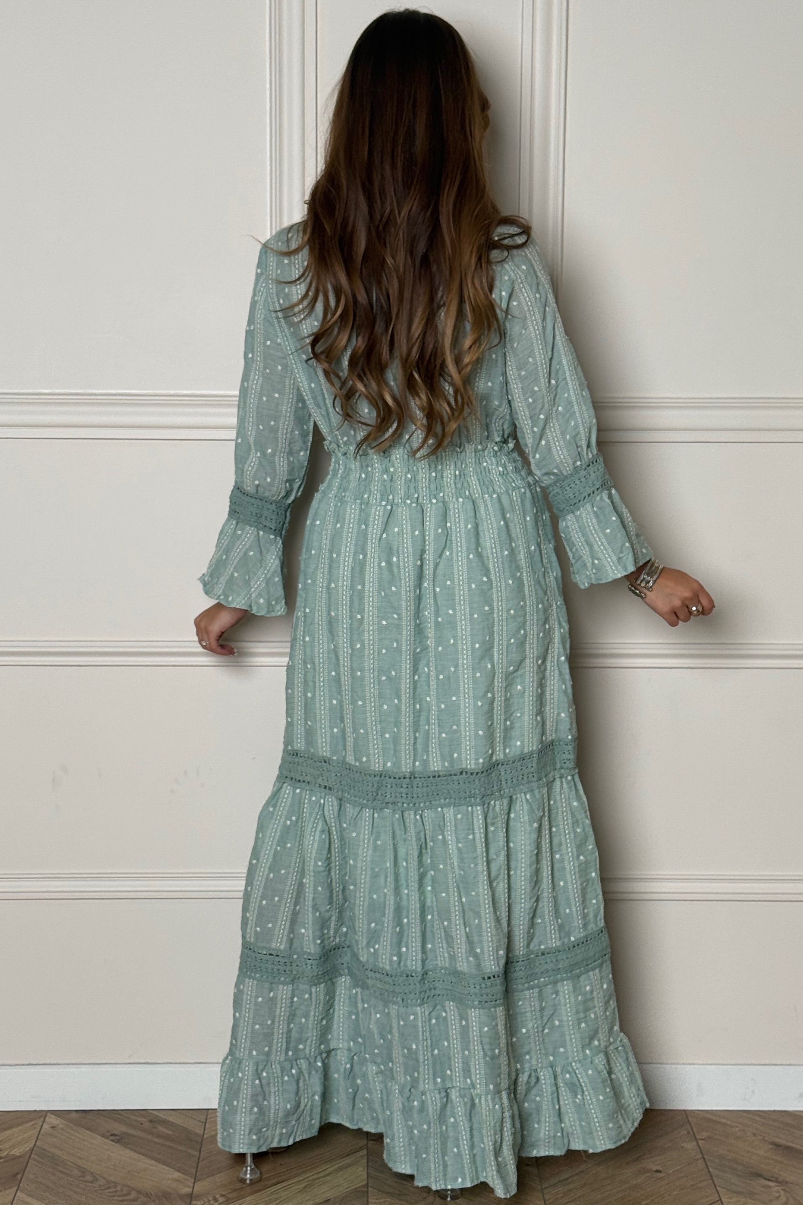 Détail cordon robe bohème BLOOSHOP - Système ajustable unique, personnalisation totale
