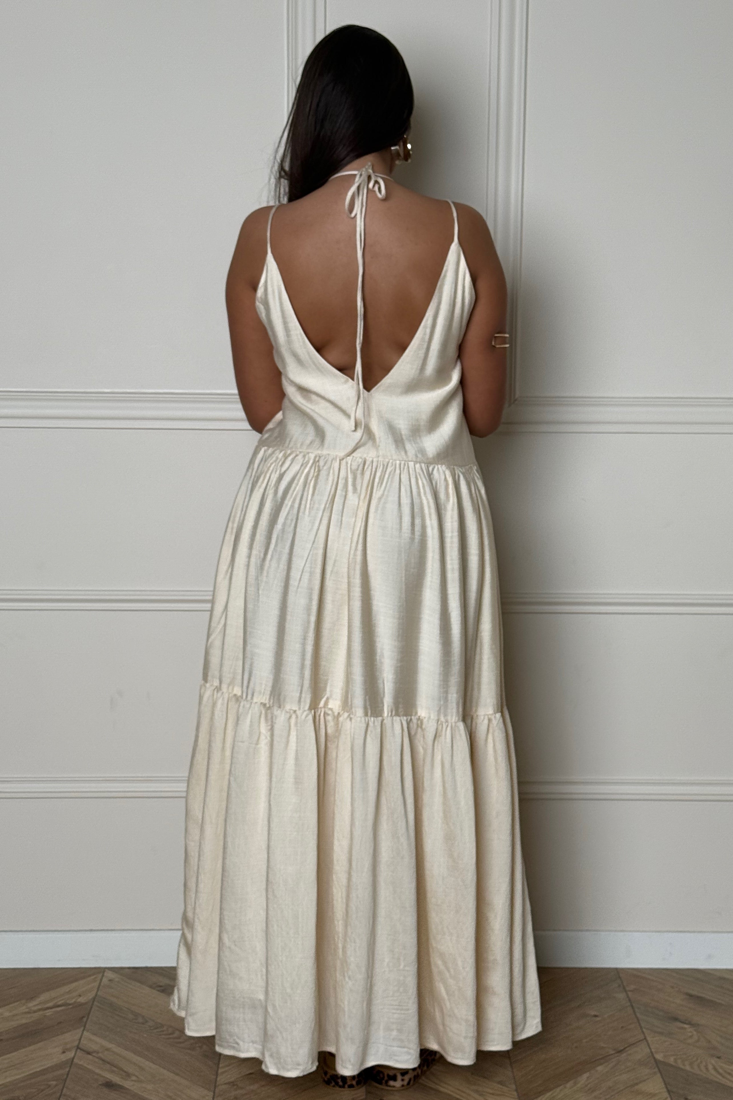 Détail tissu texture robe maxi oversize bretelles qualité matière BLOOSHOP
