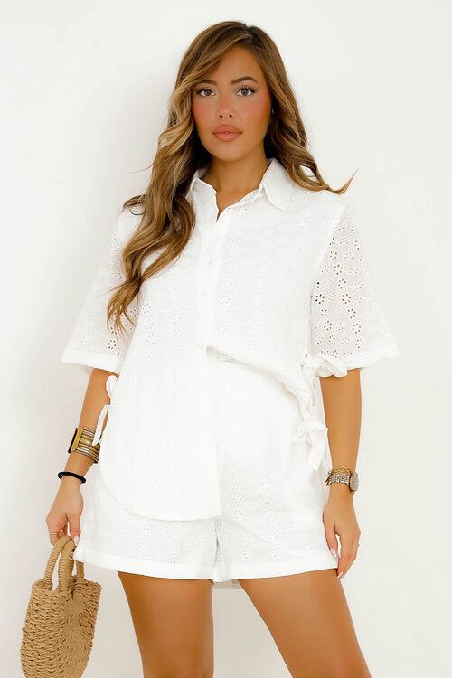Chemise femme broderie anglaise côtés laçage style romantique - Blooshop
