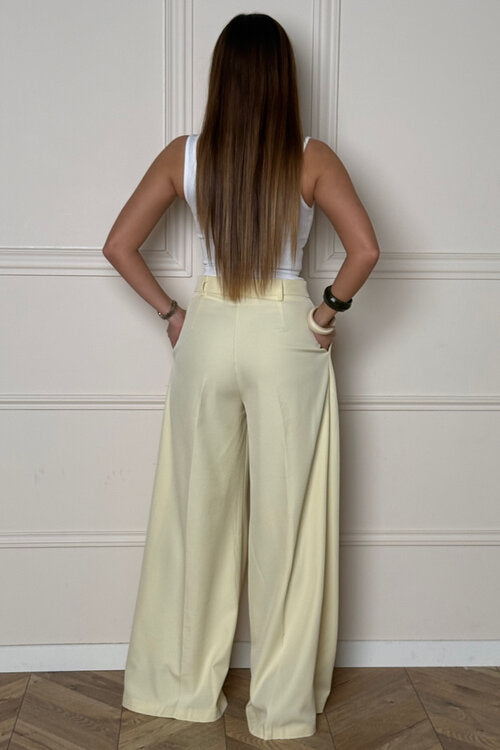 Pantalon oversize femme pinces structurantes style décontracté chic
